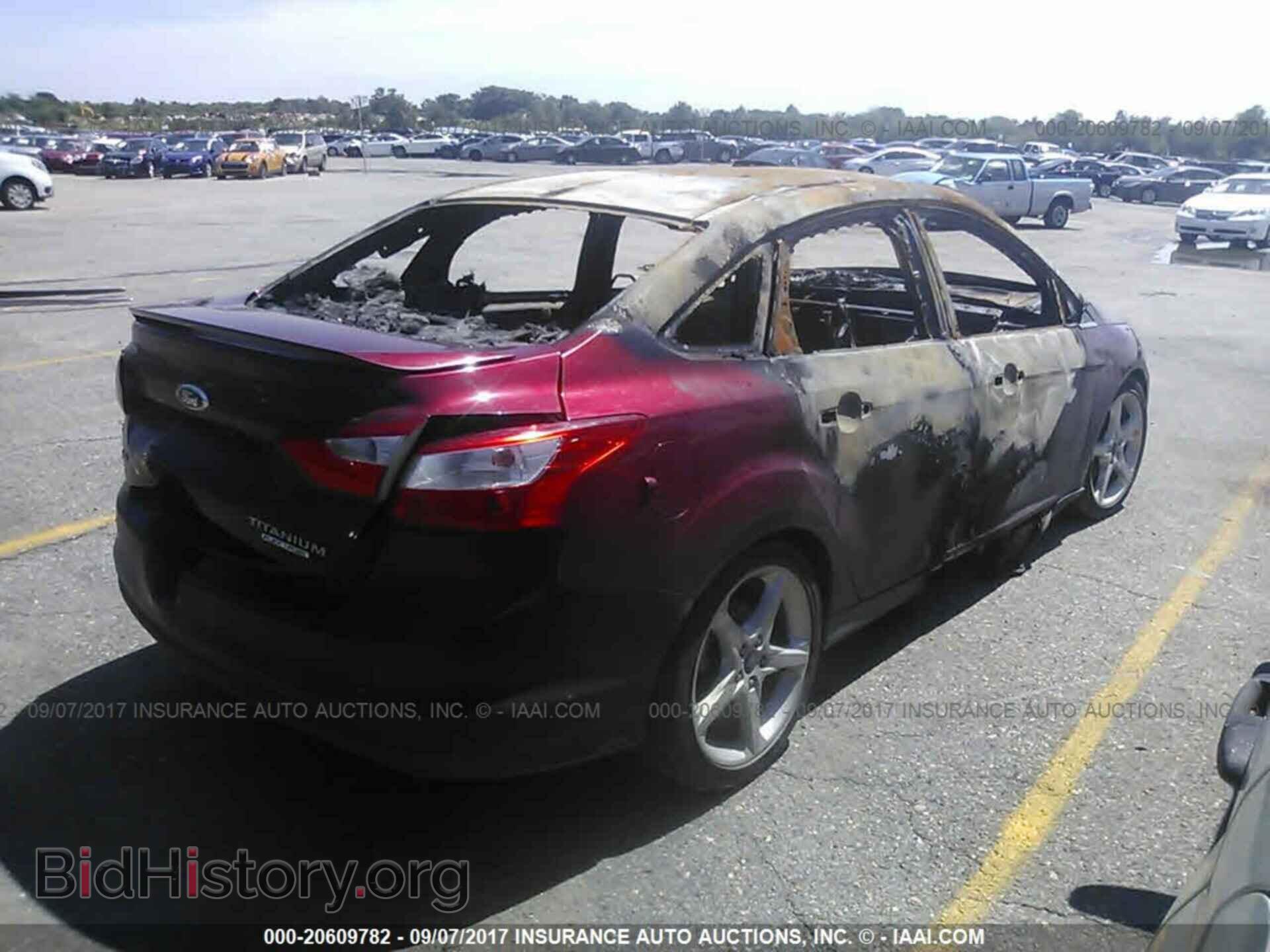 2014 Ford Focus - VIN: 1FADP3J26EL103613 - Фото 4