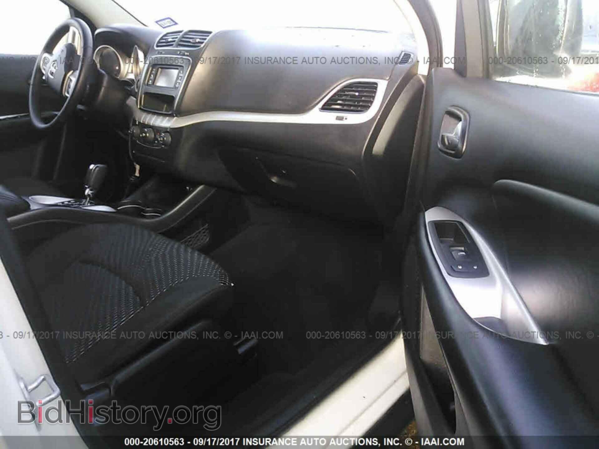 2016 Dodge Journey - VIN: 3C4PDCAB1GT241177 - Фото 5