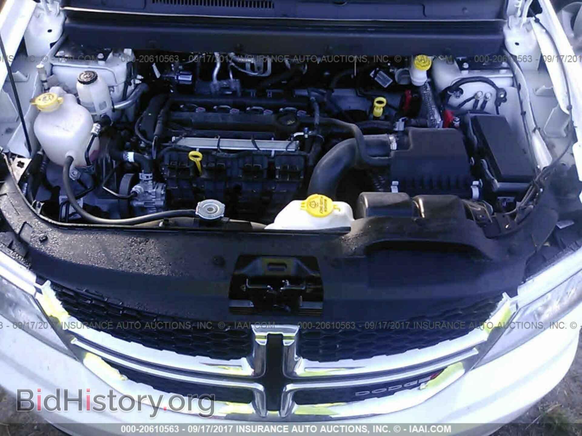 2016 Dodge Journey - VIN: 3C4PDCAB1GT241177 - Фото 10