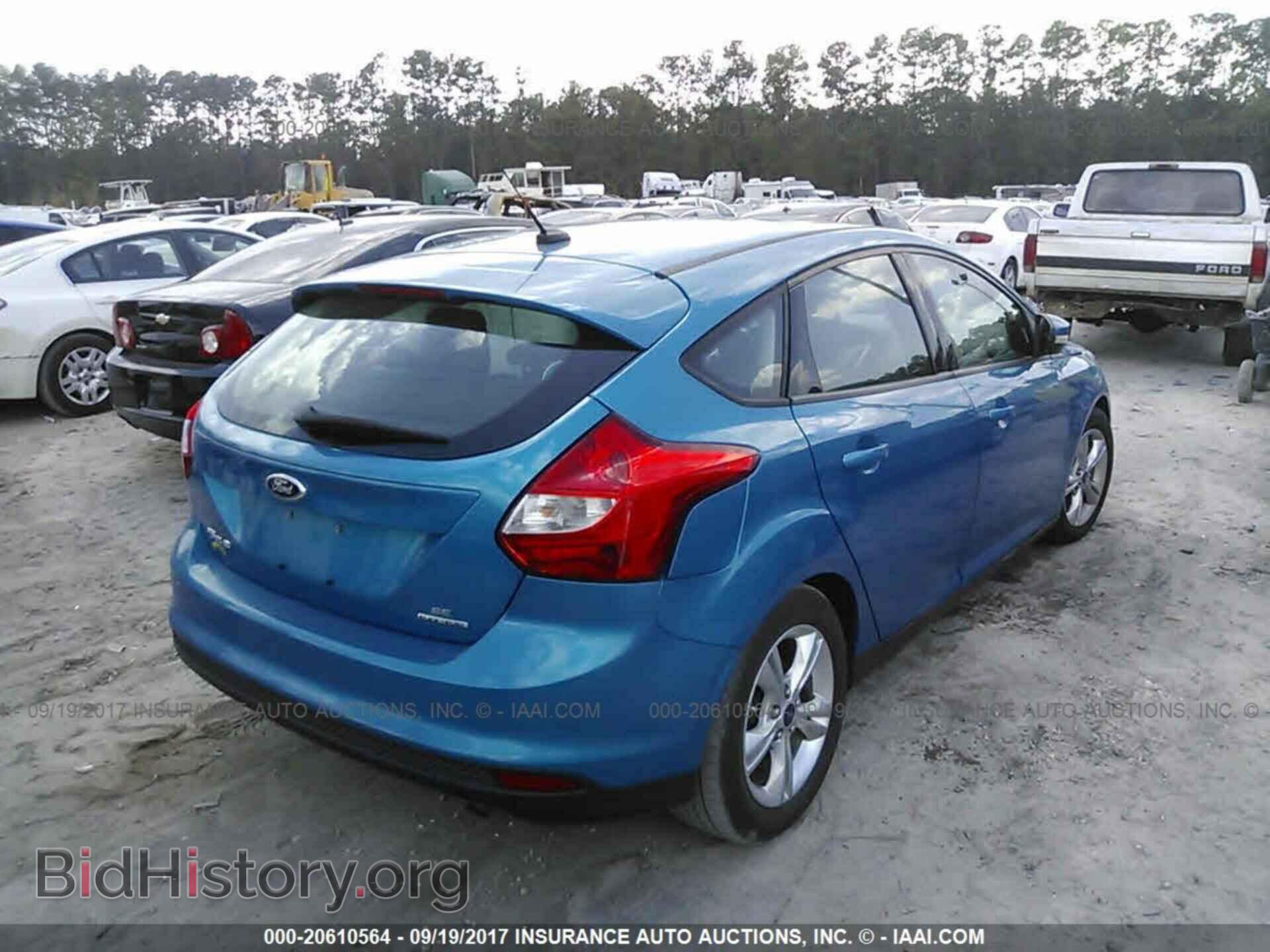 2014 Ford Focus - VIN: 1FADP3K27EL189674 - Photo 4