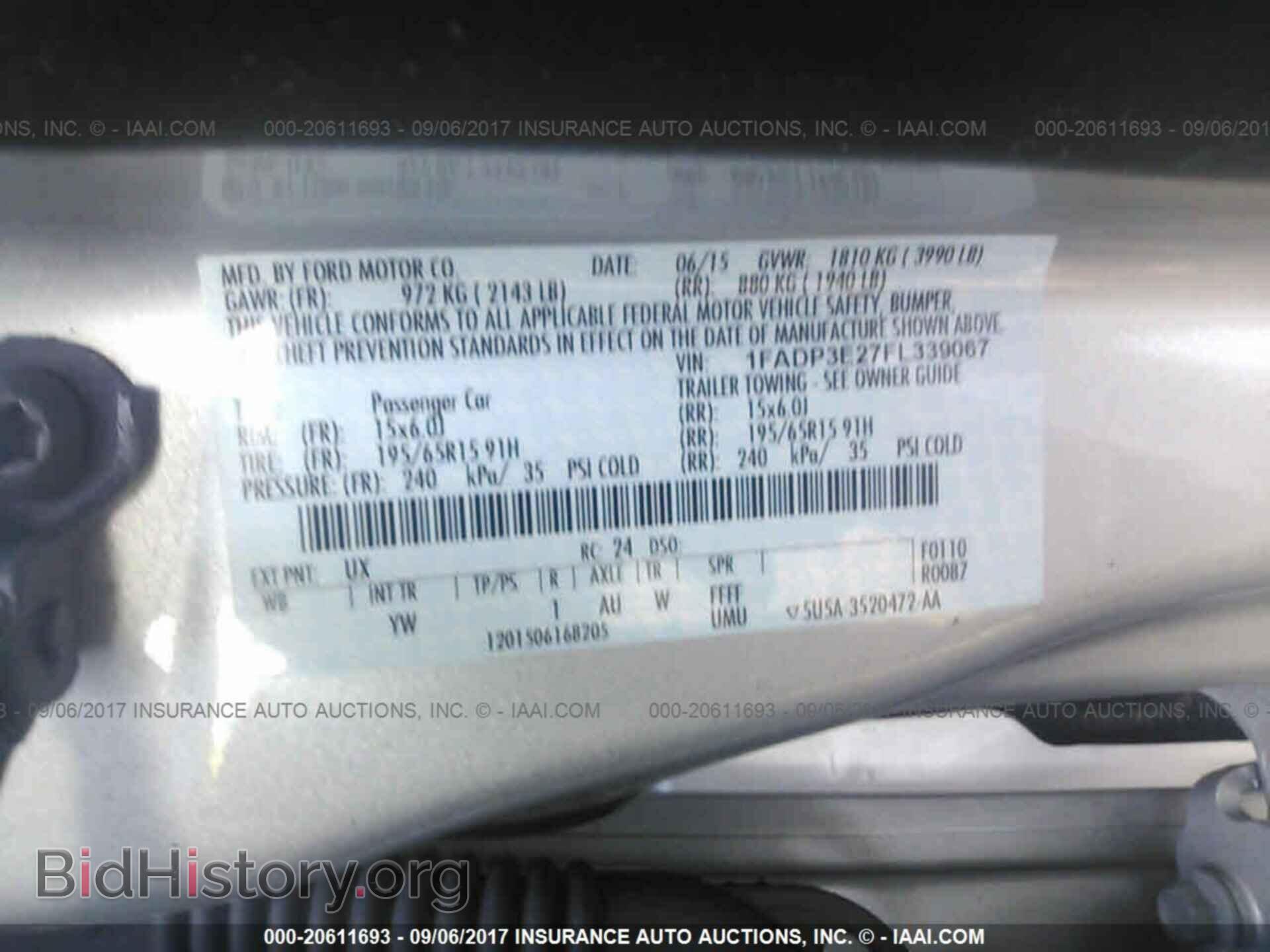 2015 Ford Focus - VIN: 1FADP3E27FL339067 - Photo 9