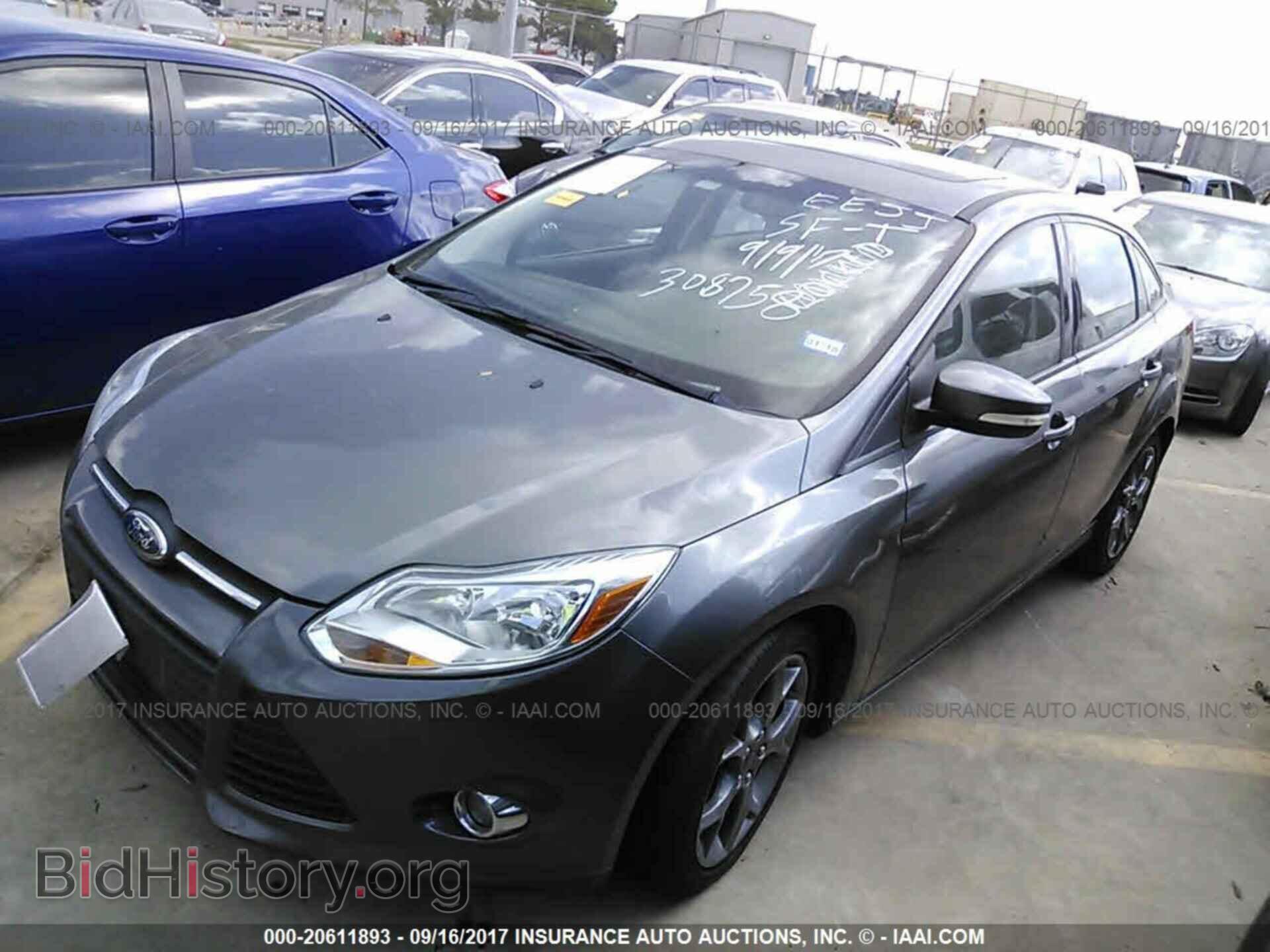 2013 Ford Focus - VIN: 1FADP3F26DL308758 - Photo 2