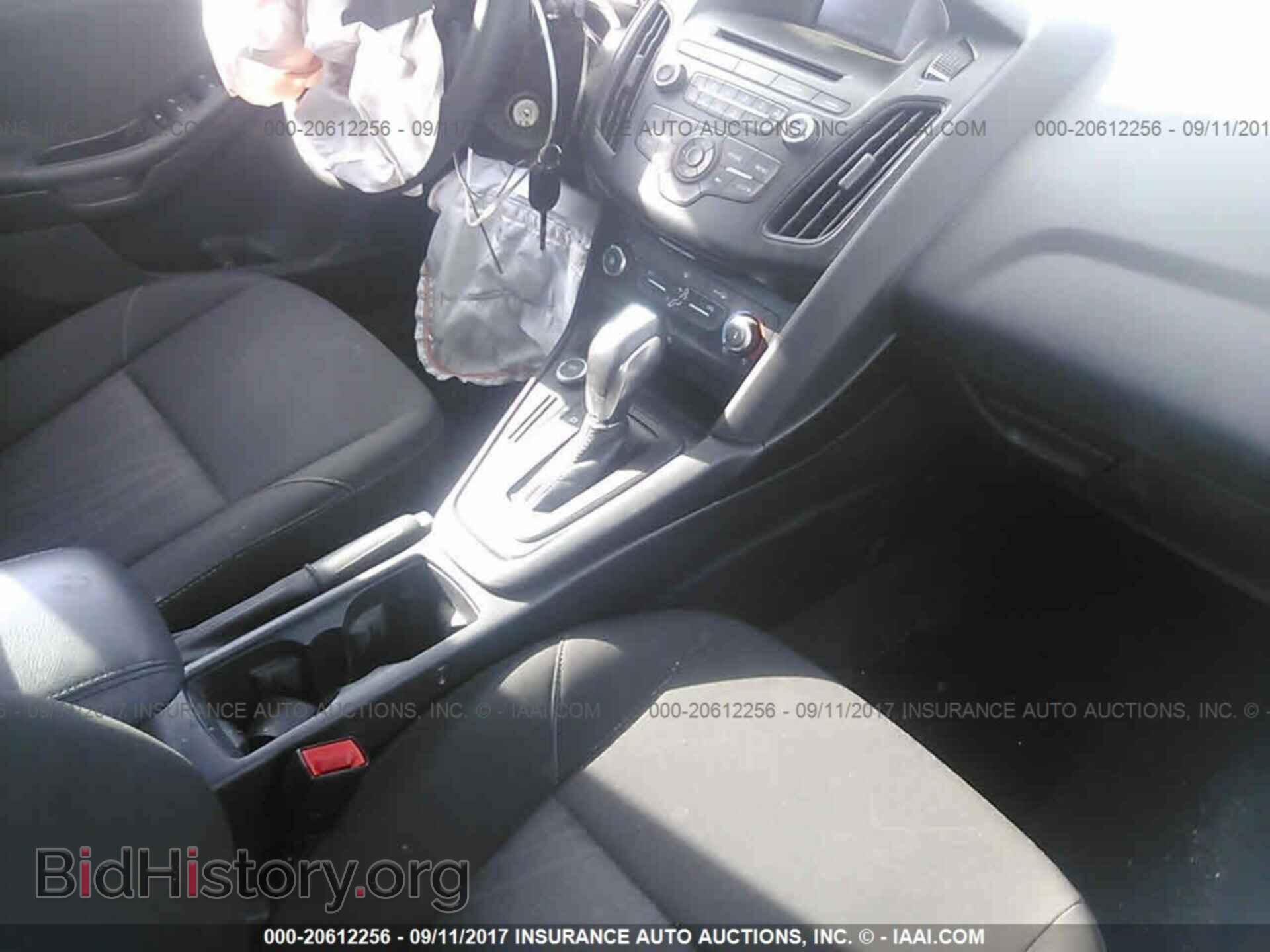 2015 Ford Focus - VIN: 1FADP3K26FL384201 - Photo 5