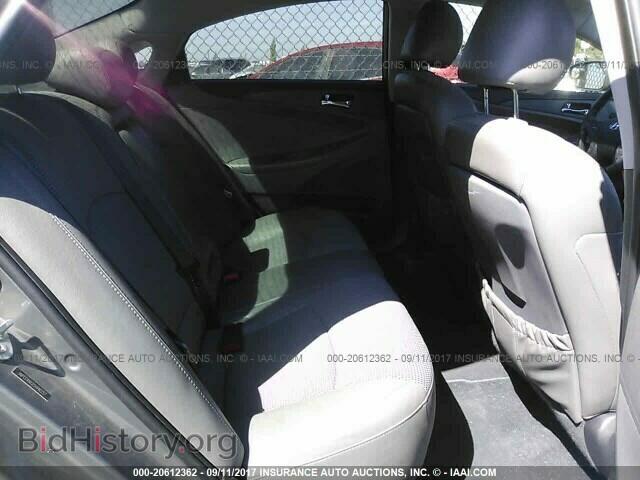 2012 Hyundai Sonata - VIN: 5NPEC4AB2CH446257 - Photo 8