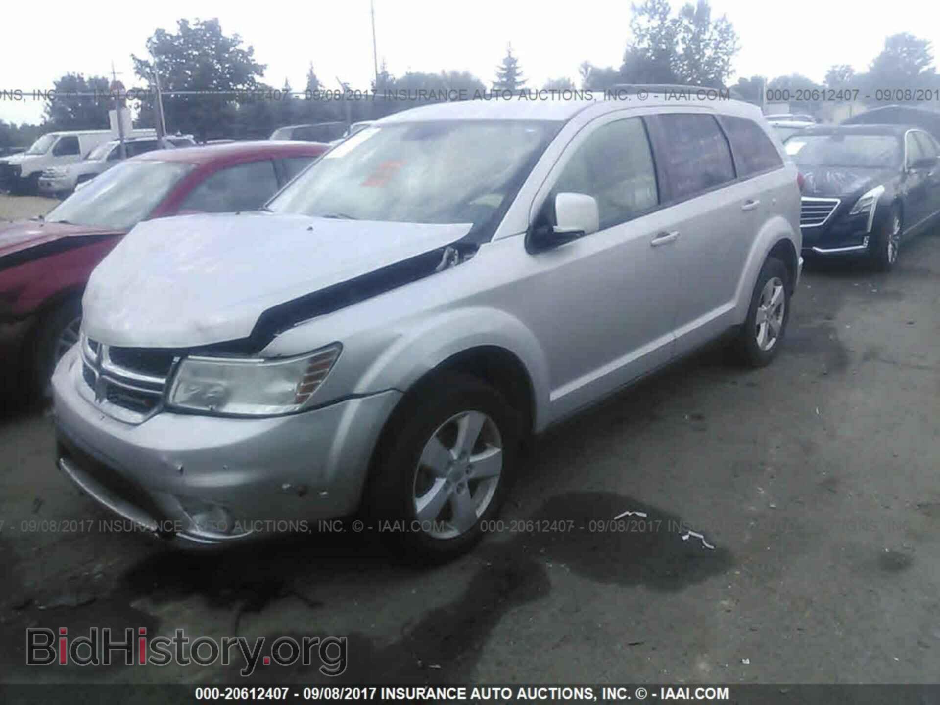 2011 Dodge Journey - VIN: 3D4PG1FG7BT558277 - Photo 2