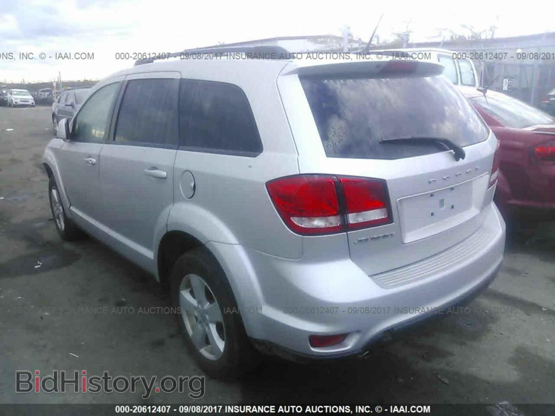 2011 Dodge Journey - VIN: 3D4PG1FG7BT558277 - Photo 3