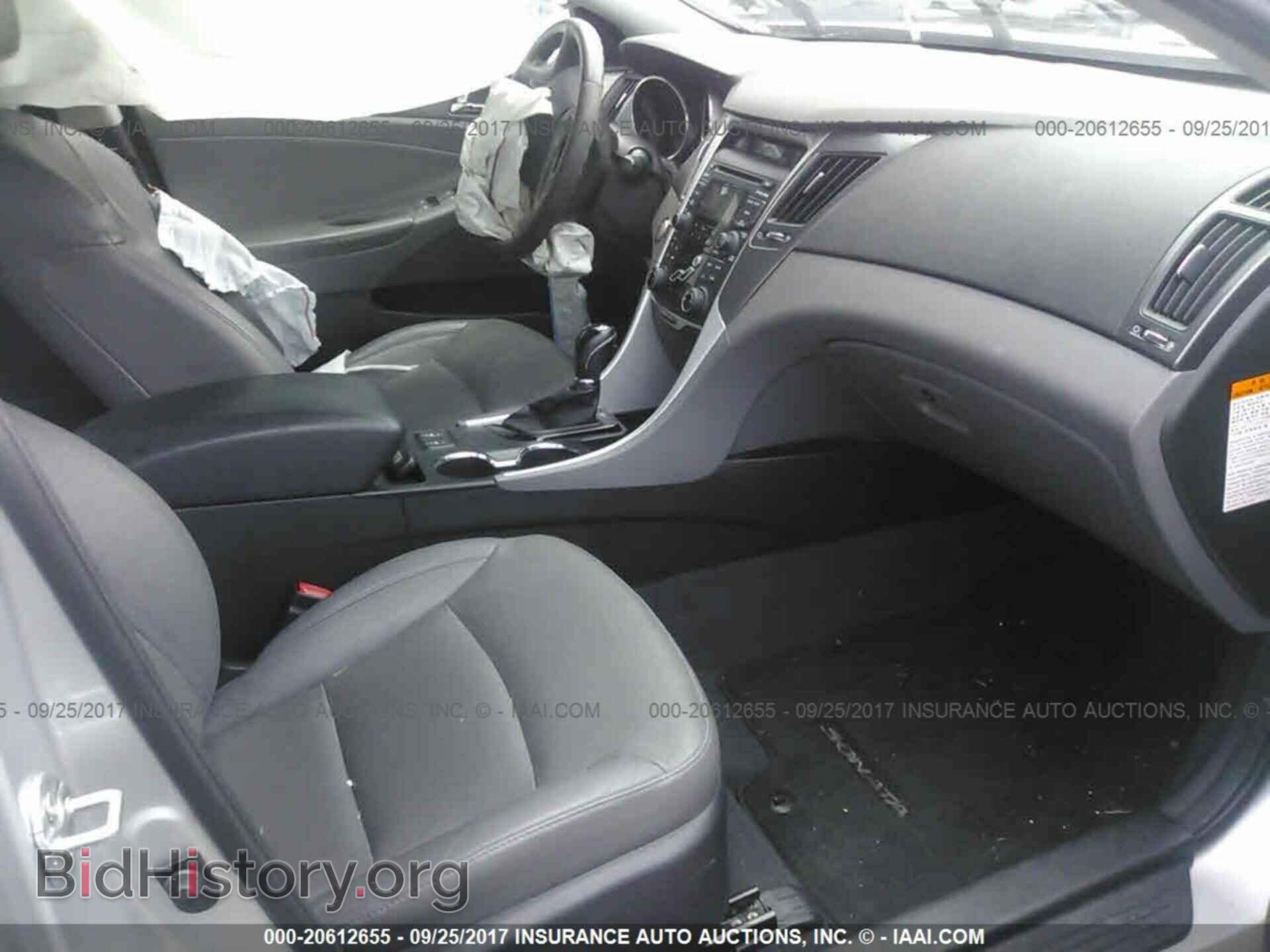 2012 Hyundai Sonata - VIN: KMHEC4A41CA060689 - Photo 5