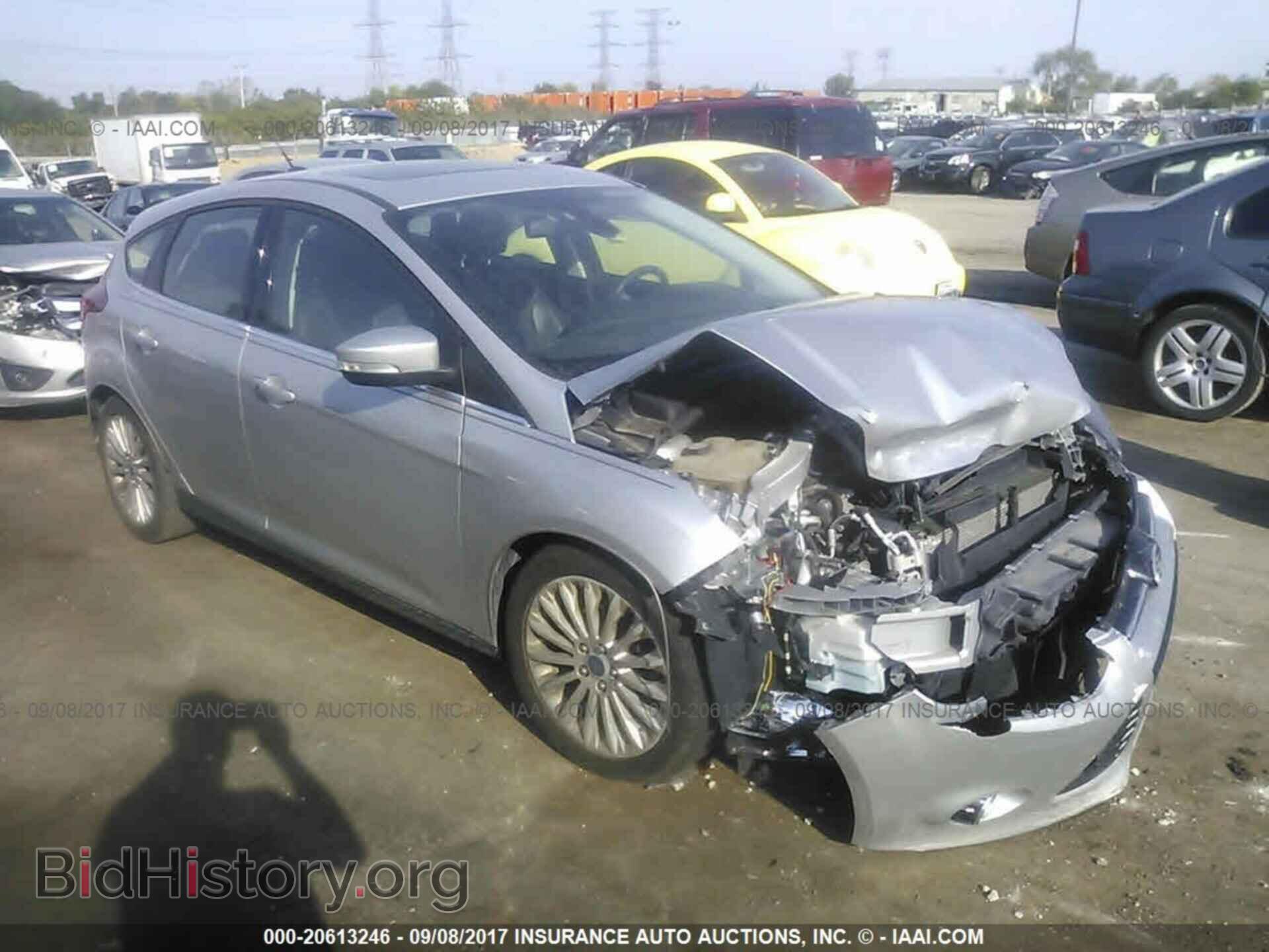 Photo 1FAHP3N27CL282995 - Ford Focus 2012