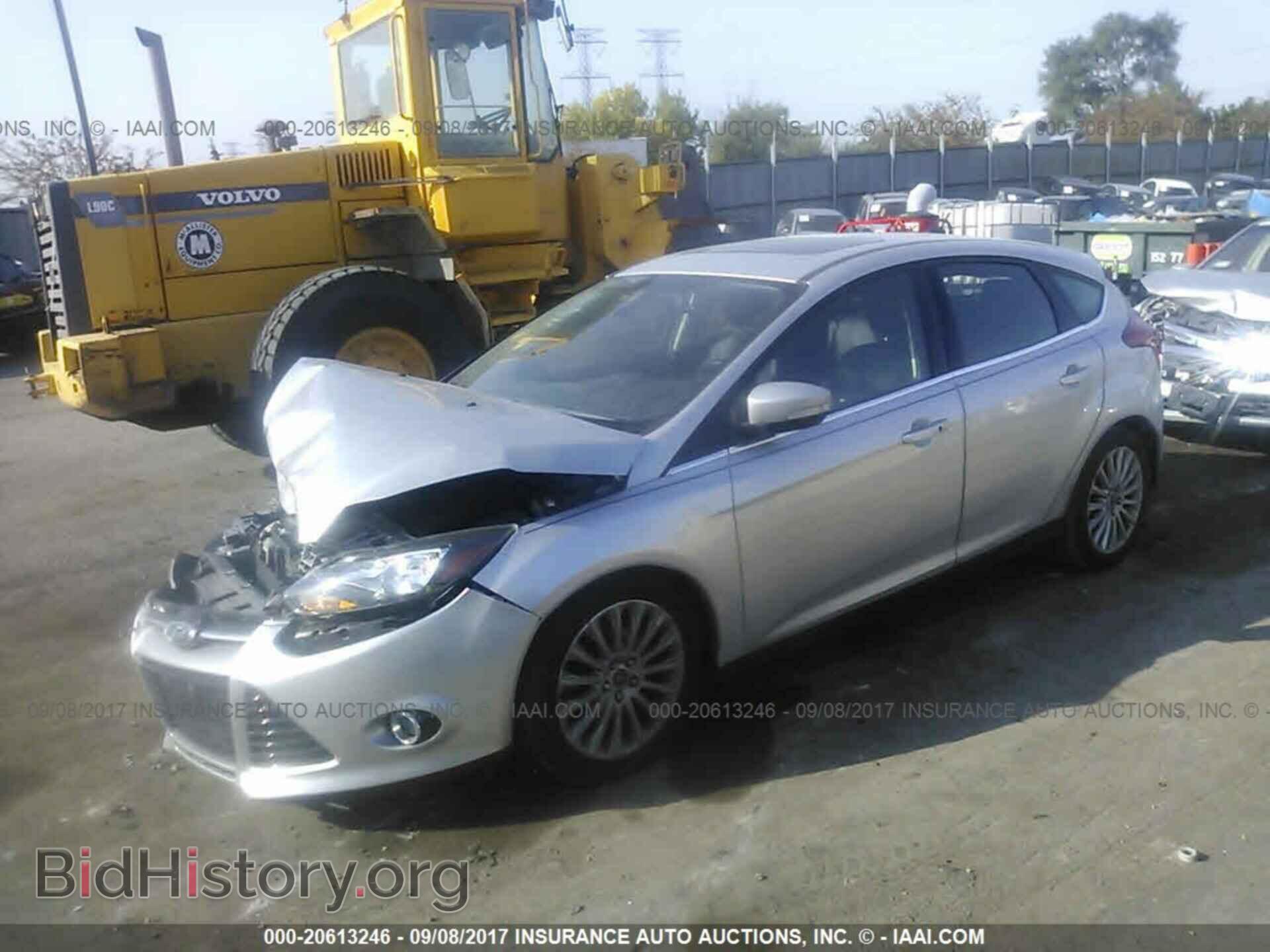 2012 Ford Focus - VIN: 1FAHP3N27CL282995 - Фото 2