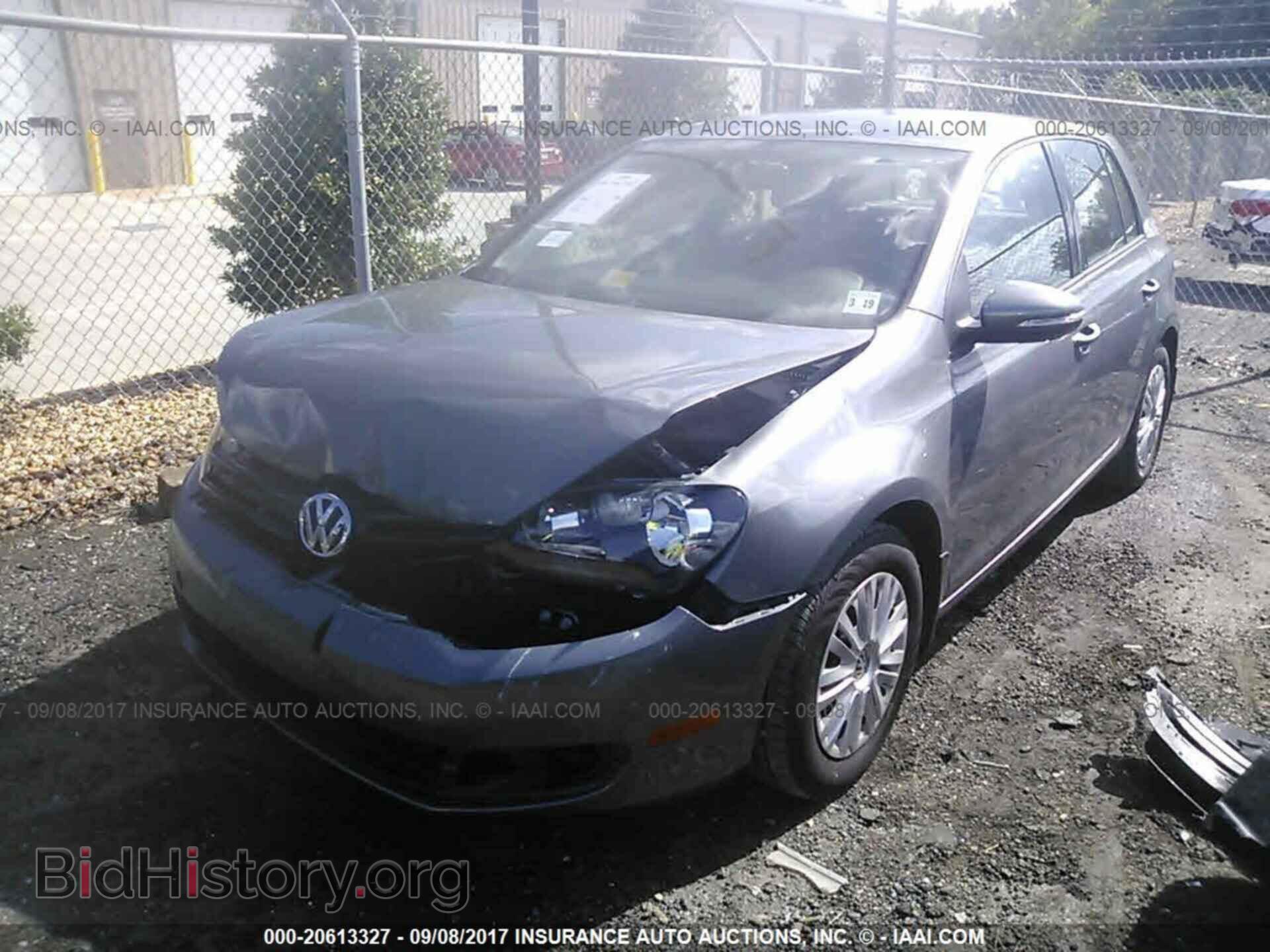 2014 Volkswagen Golf - VIN: WVWDB7AJ3EW004317 - Фото 2