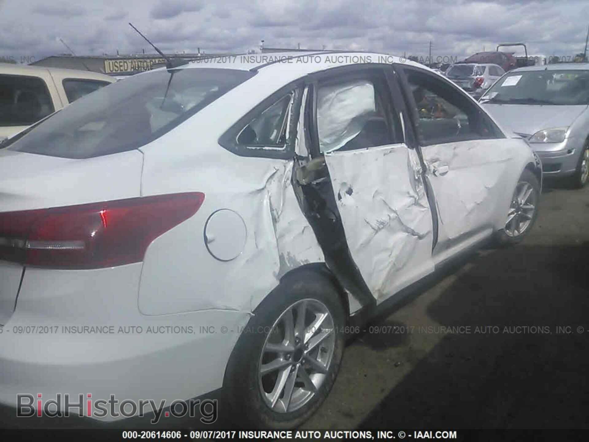 2015 Ford Focus - VIN: 1FADP3F22FL340271 - Фото 6