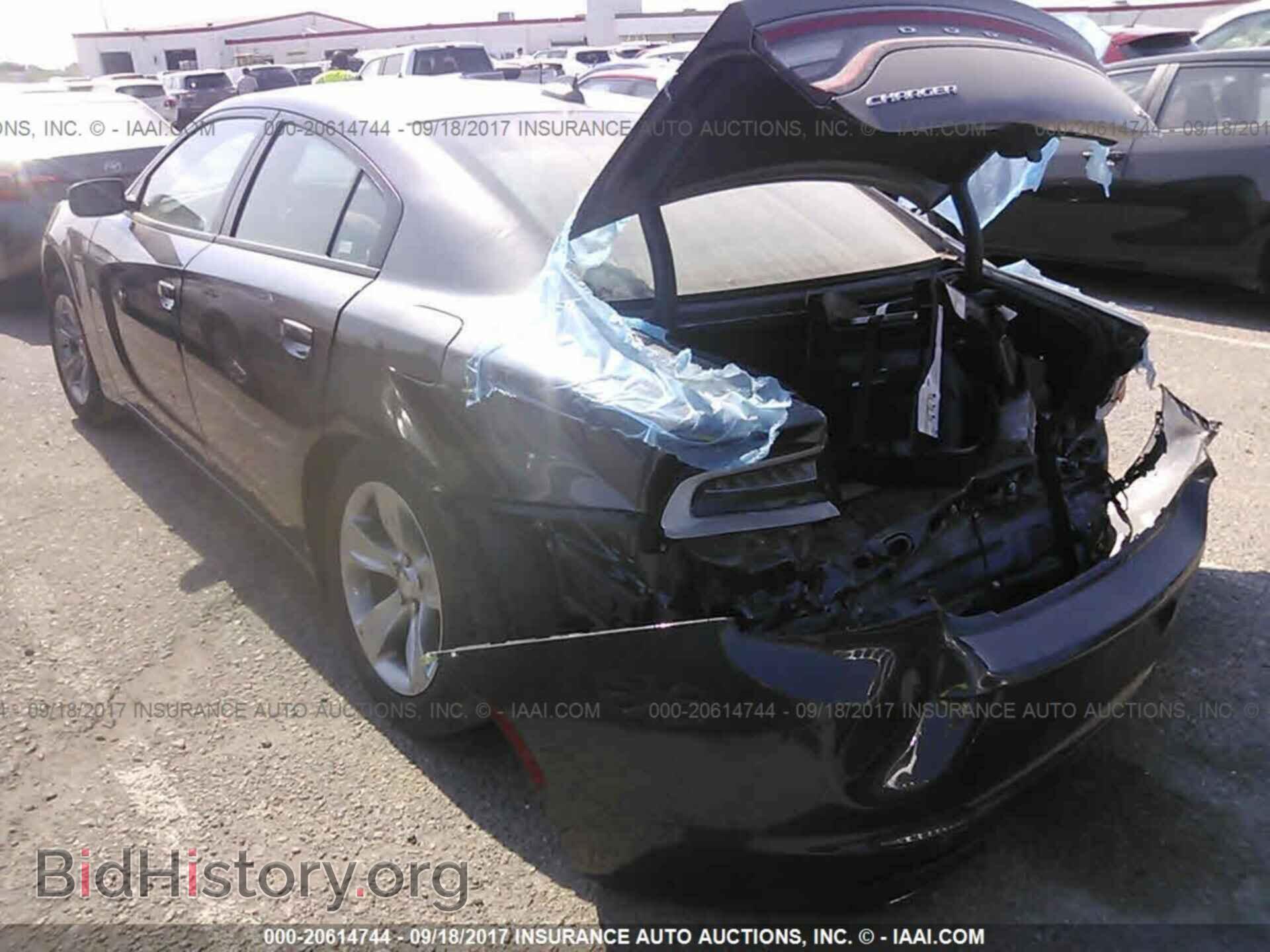 2016 Dodge Charger - VIN: 2C3CDXHG8GH186697 - Фото 3