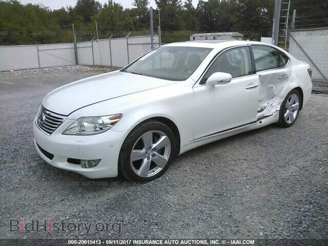 2011 Lexus Ls - VIN: JTHBL5EF9B5104016 - Photo 2