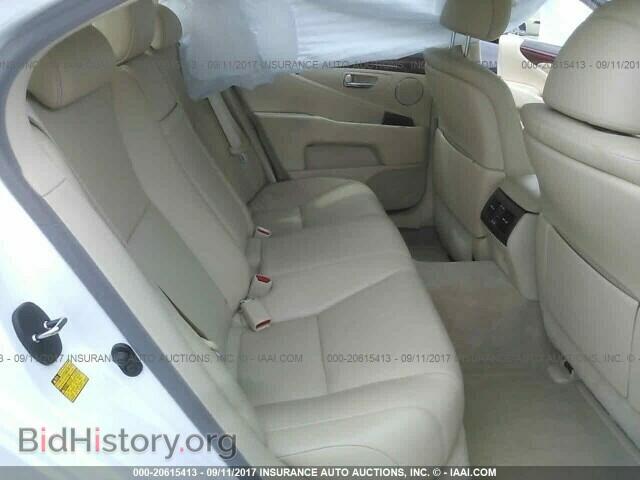 2011 Lexus Ls - VIN: JTHBL5EF9B5104016 - Photo 8