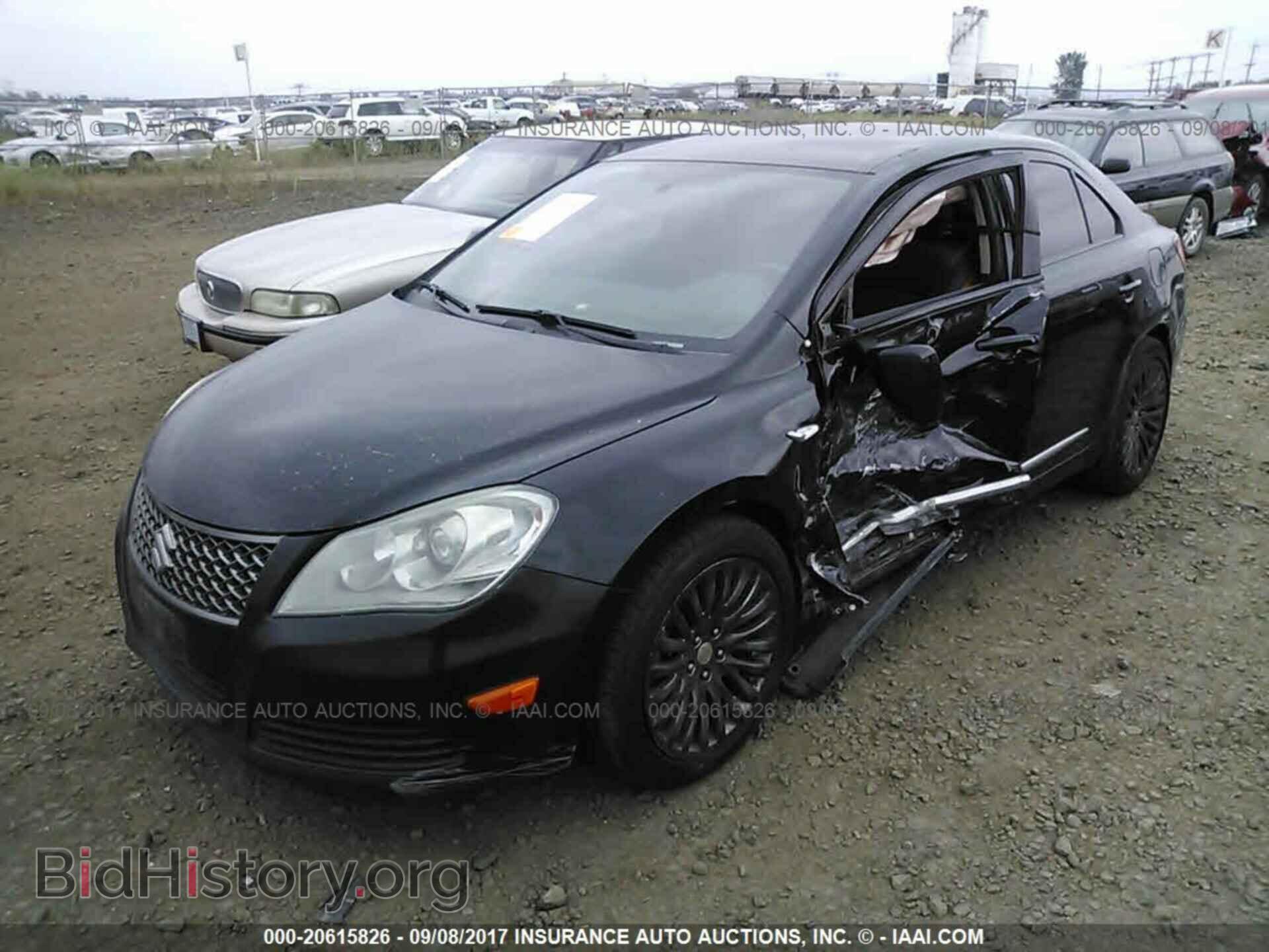 2012 Suzuki Kizashi - VIN: JS2RF9A30C6101355 - Фото 2