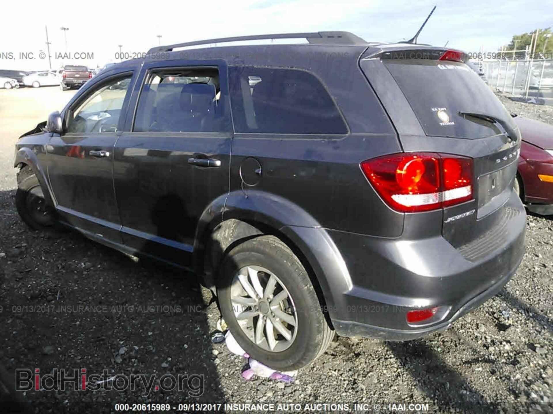 2015 Dodge Journey - VIN: 3C4PDCBG7FT727033 - Photo 3