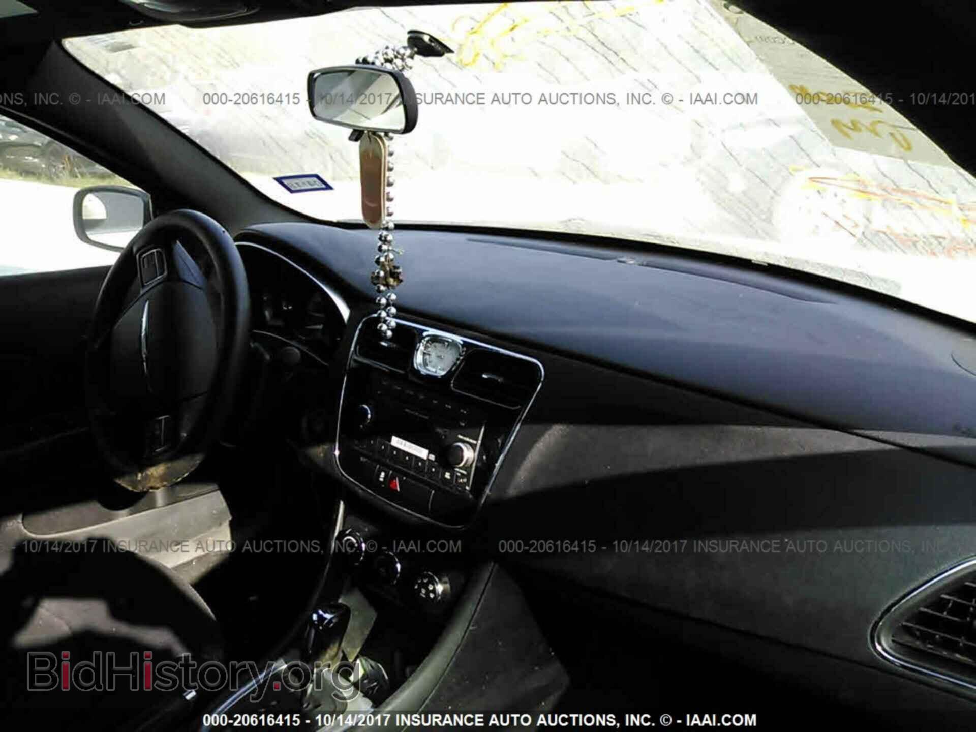 2013 Chrysler 200 - VIN: 1C3CCBAB8DN597086 - Фото 5
