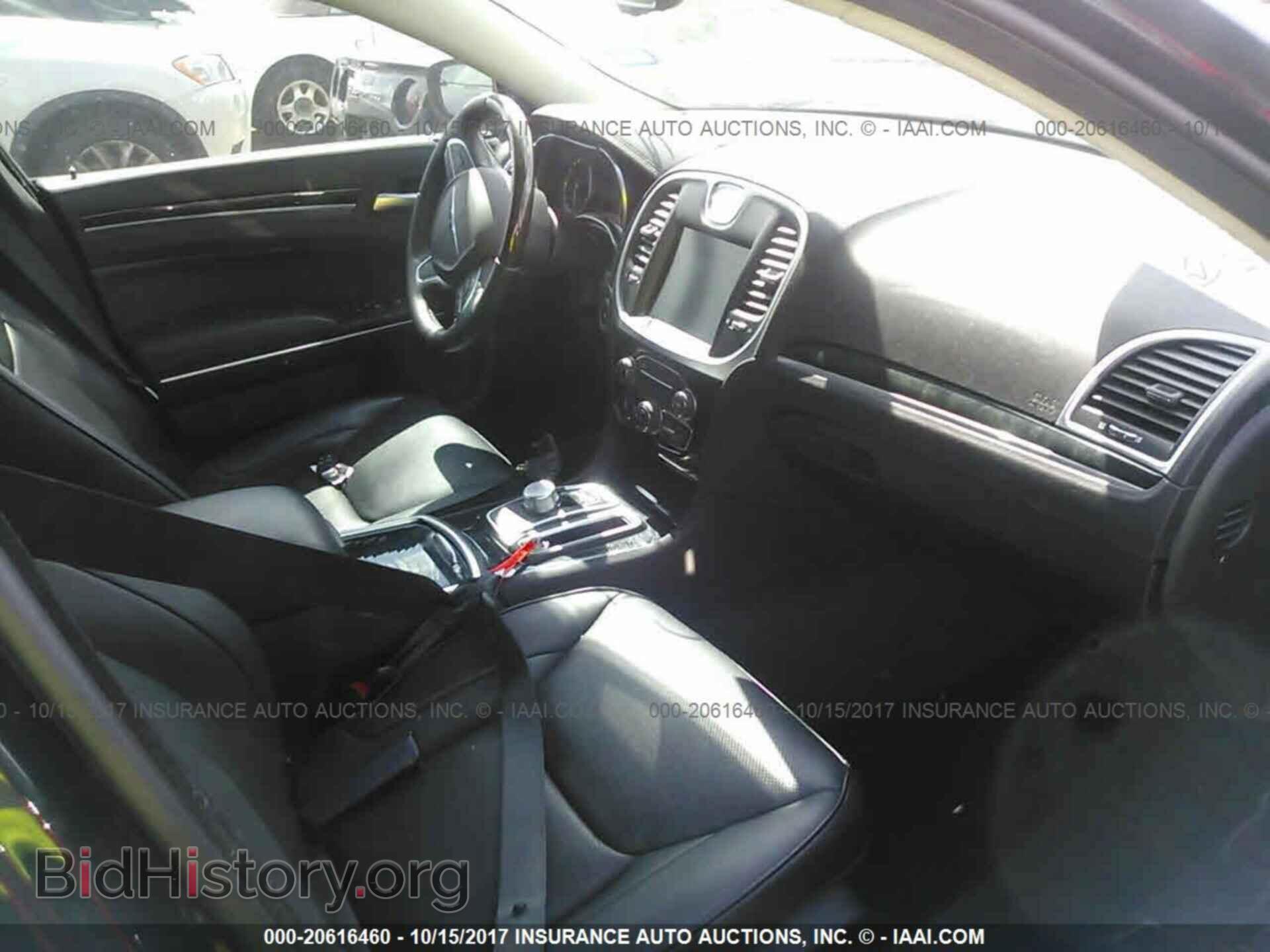 2016 Chrysler 300c - VIN: 2C3CCAEG6GH311118 - Фото 5