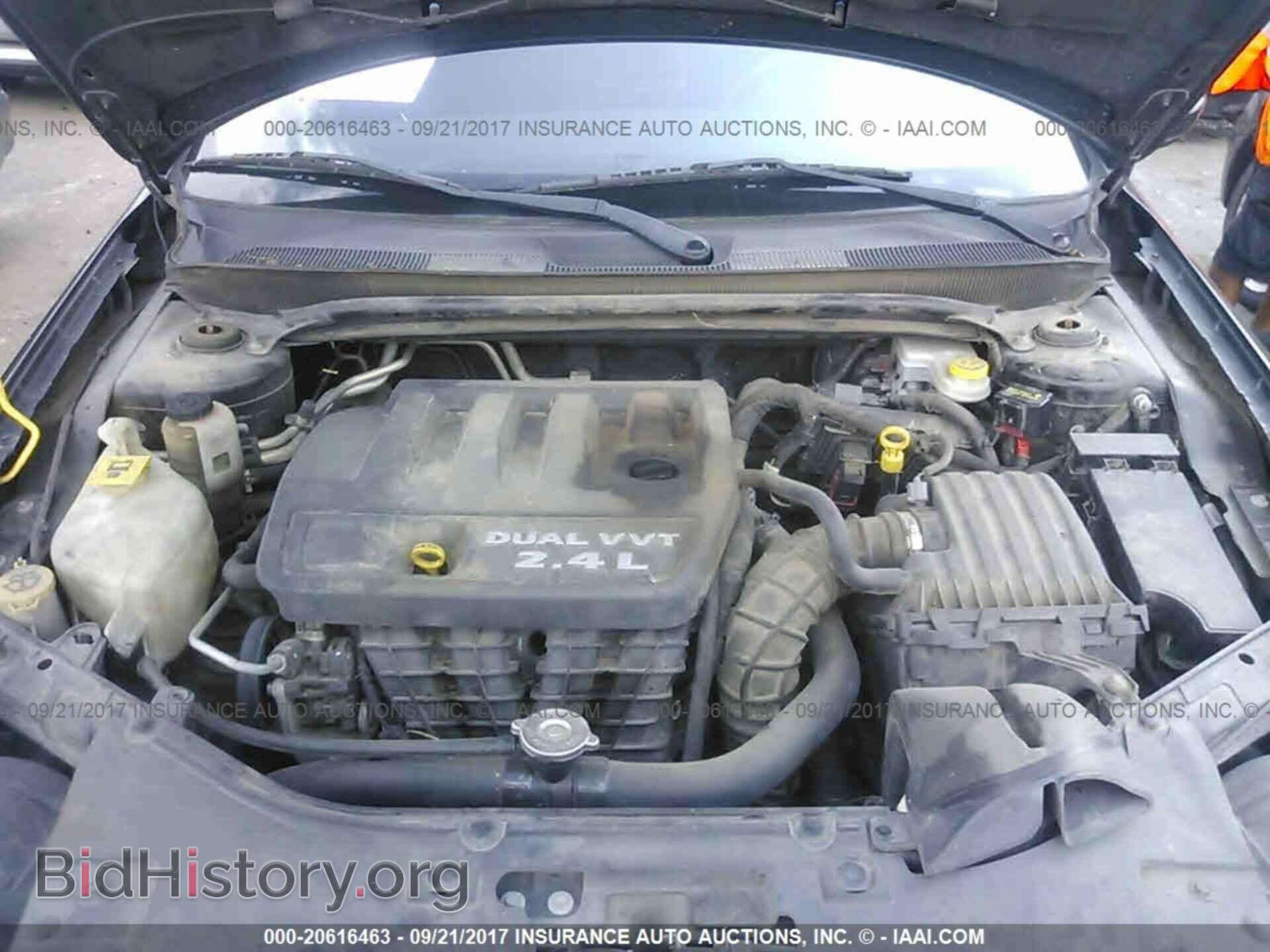 2012 Chrysler 200 - VIN: 1C3CCBAB7CN204189 - Фото 10