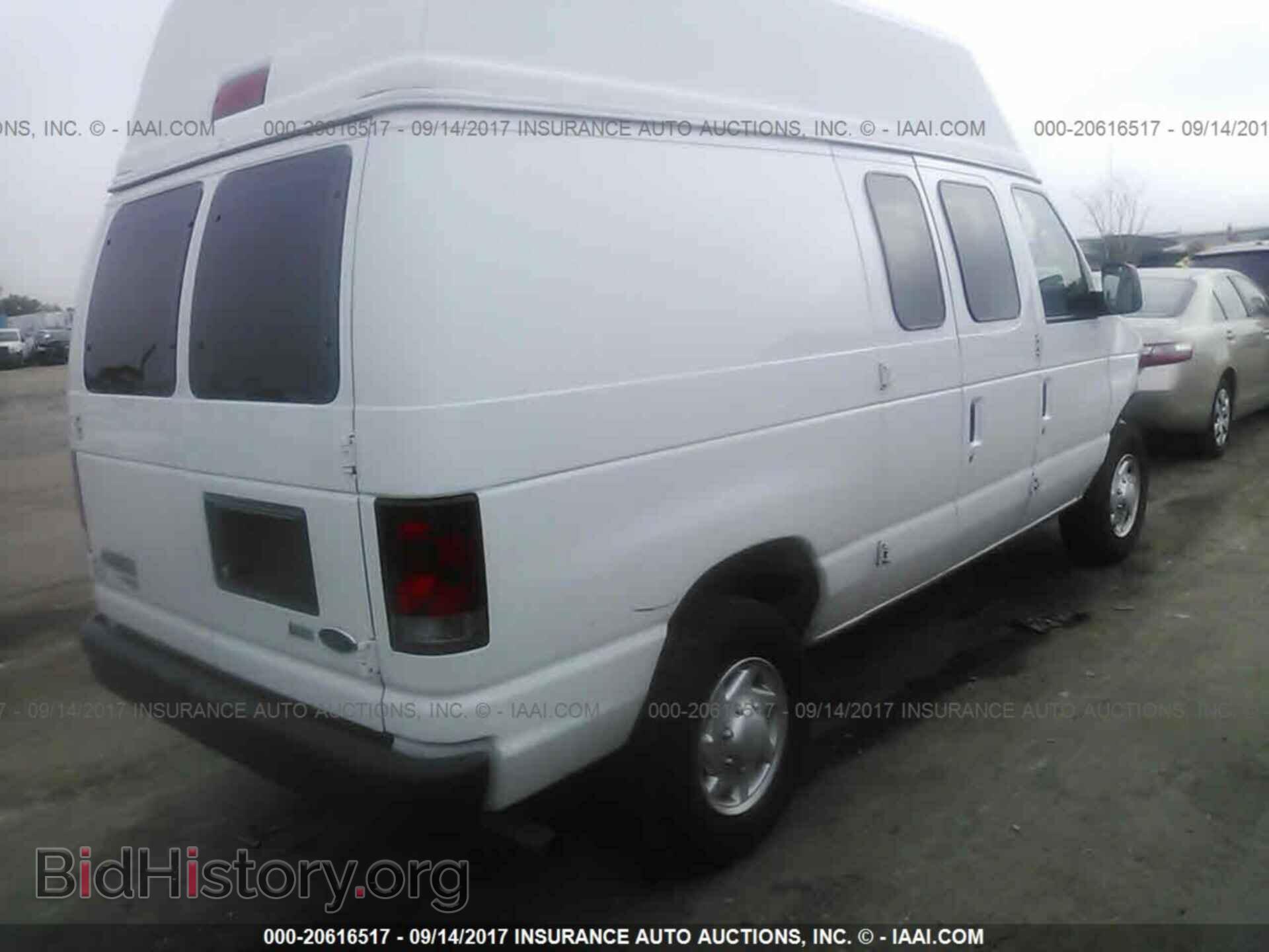 2011 Ford Econoline - VIN: 1FTNE2EW0BDA60131 - Photo 4