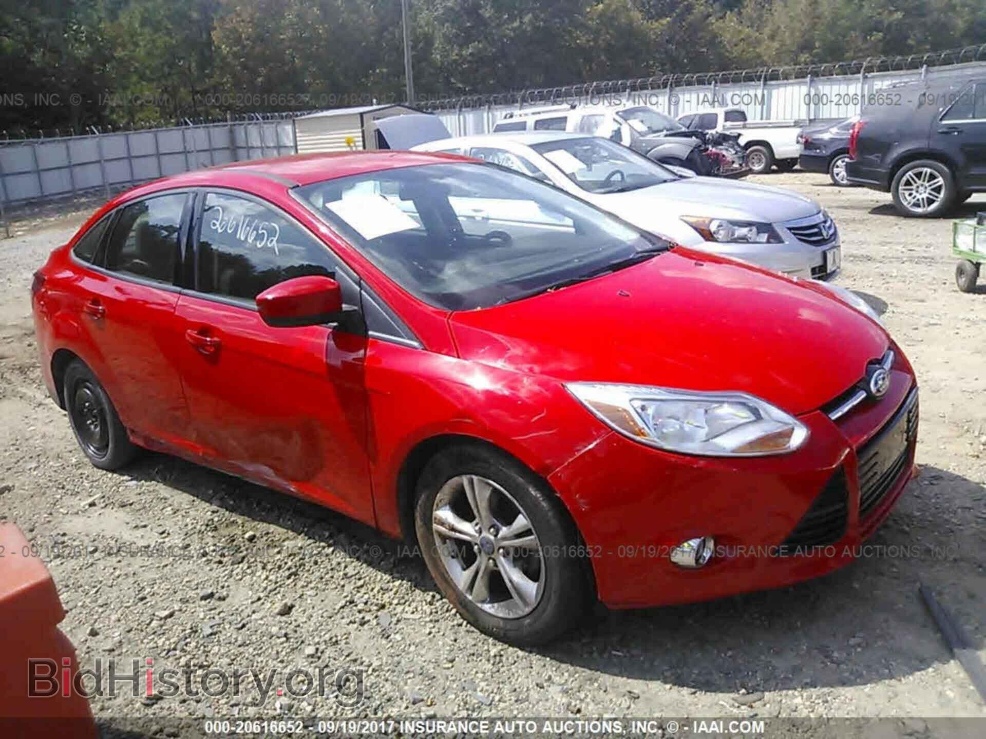 Photo 1FAHP3F24CL126248 - Ford Focus 2012