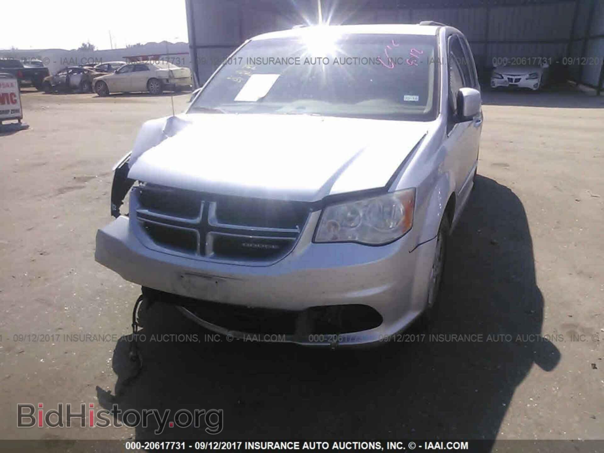 2011 Dodge Grand caravan - VIN: 2D4RN5DG4BR662303 - Фото 2