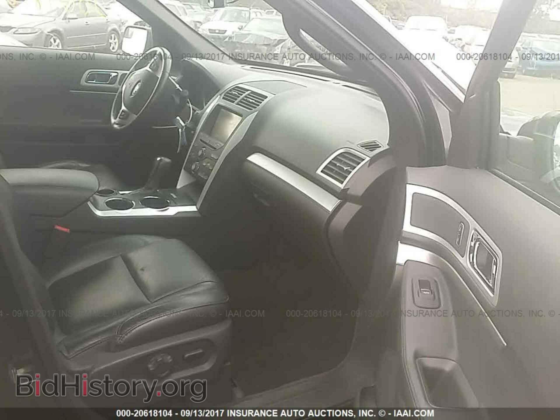 2013 Ford Explorer - VIN: 1FM5K7D88DGB92382 - Photo 5