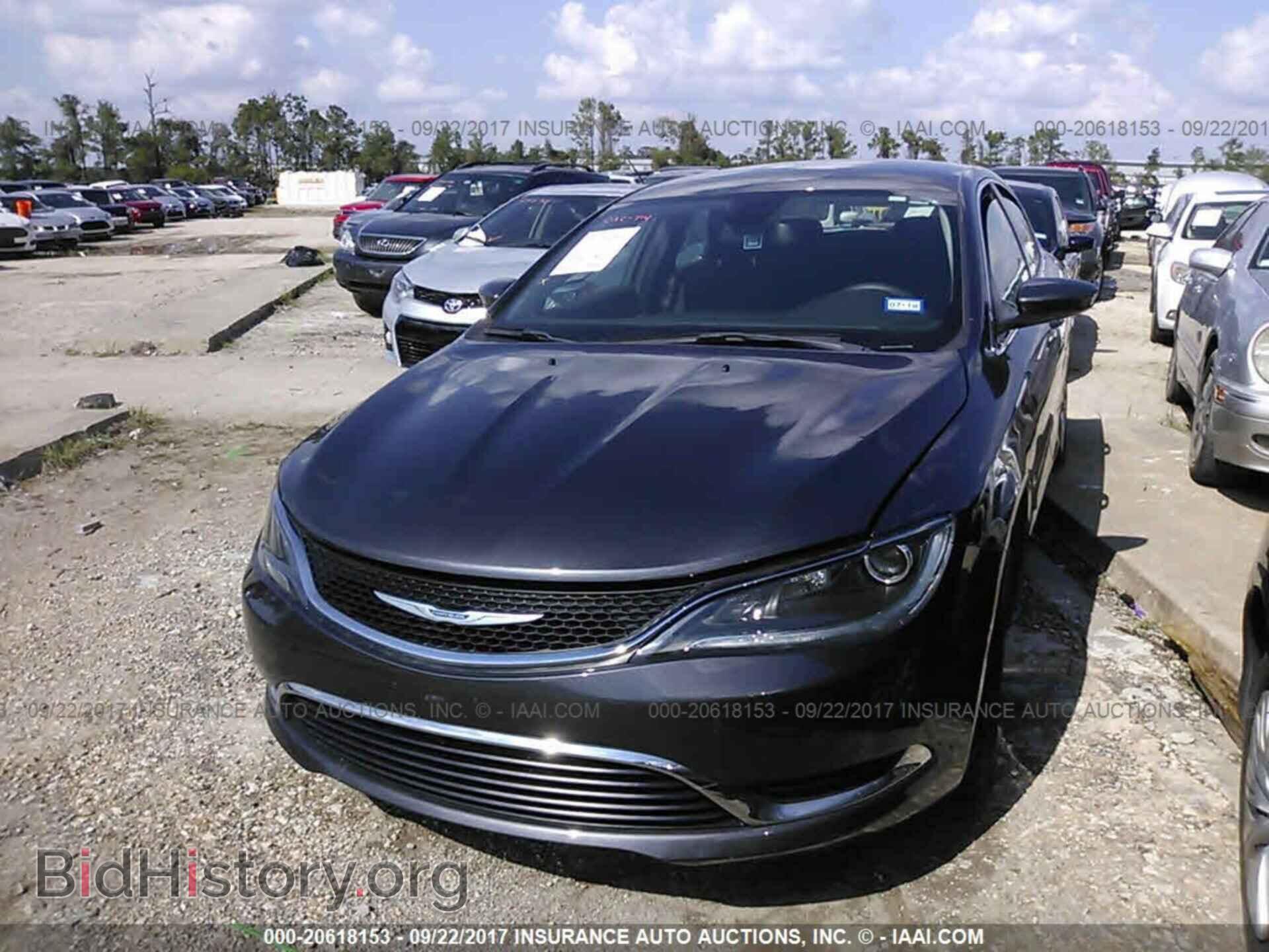 2016 Chrysler 200 - VIN: 1C3CCCAB3GN123587 - Фото 2