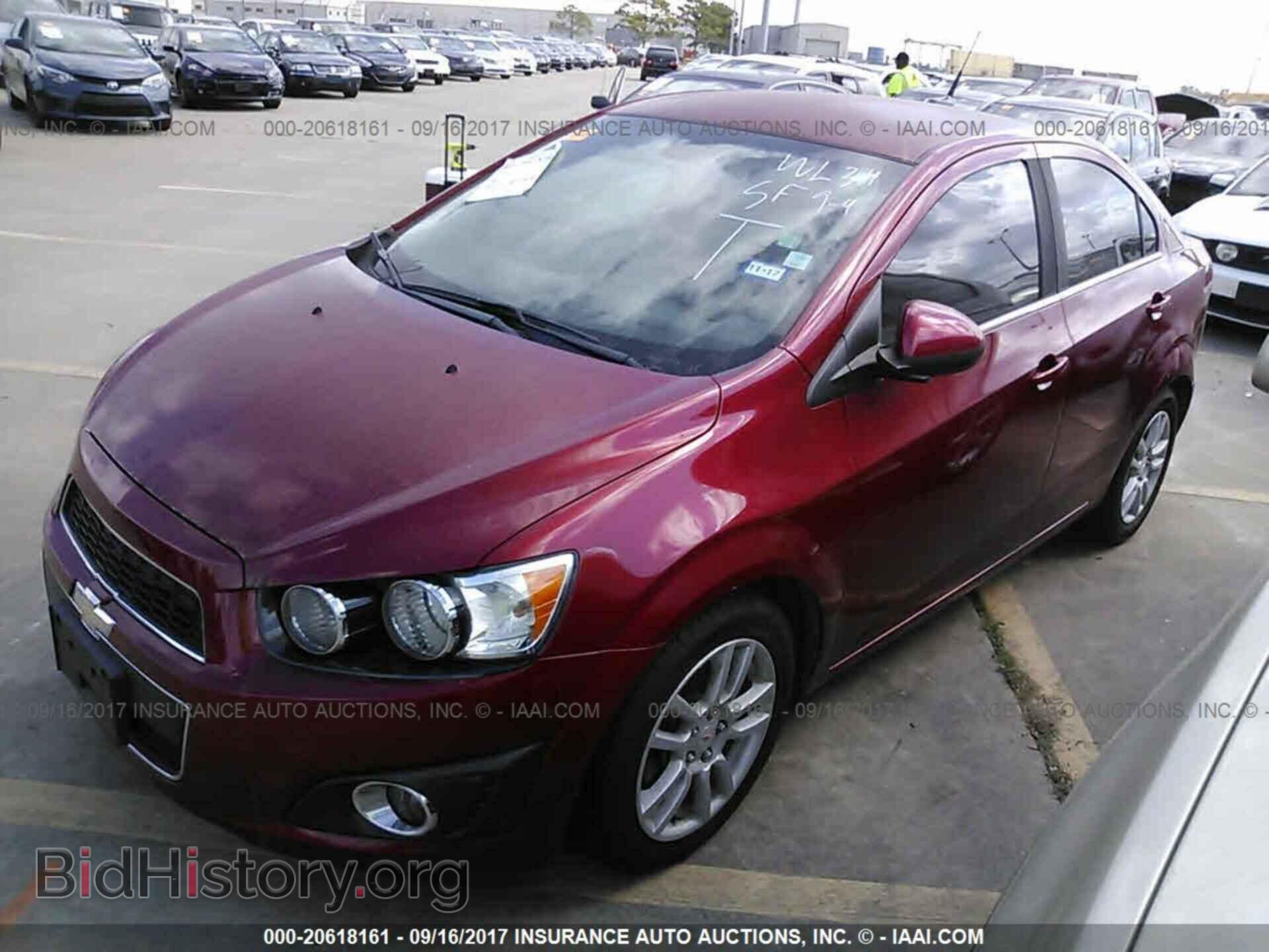 2012 Chevrolet Sonic - VIN: 1G1JC5SH5C4183056 - Фото 2
