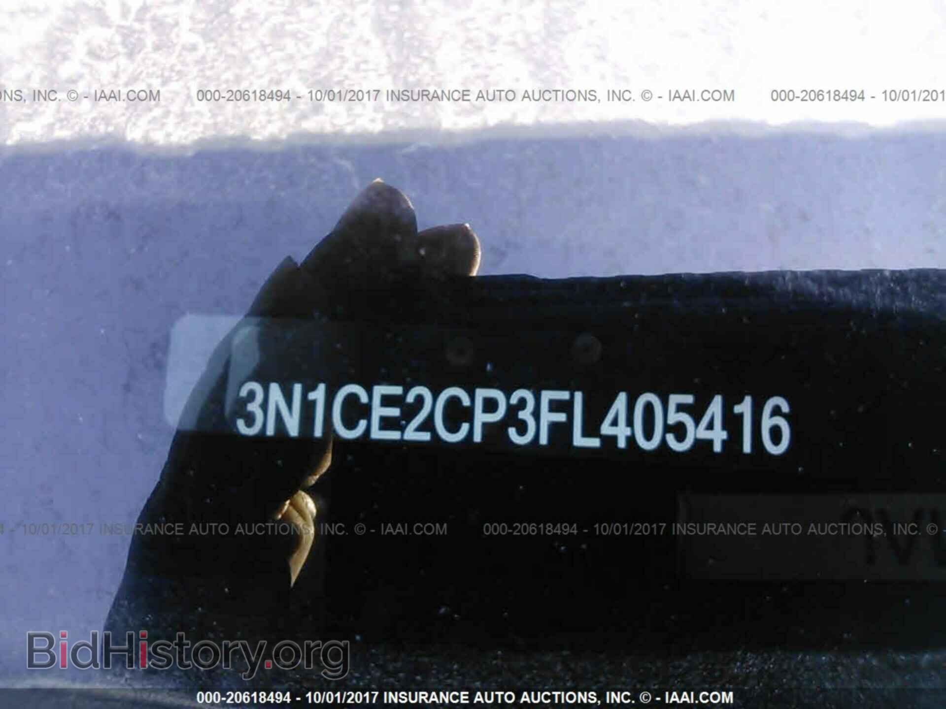 2015 Nissan Versa note - VIN: 3N1CE2CP3FL405416 - Photo 9
