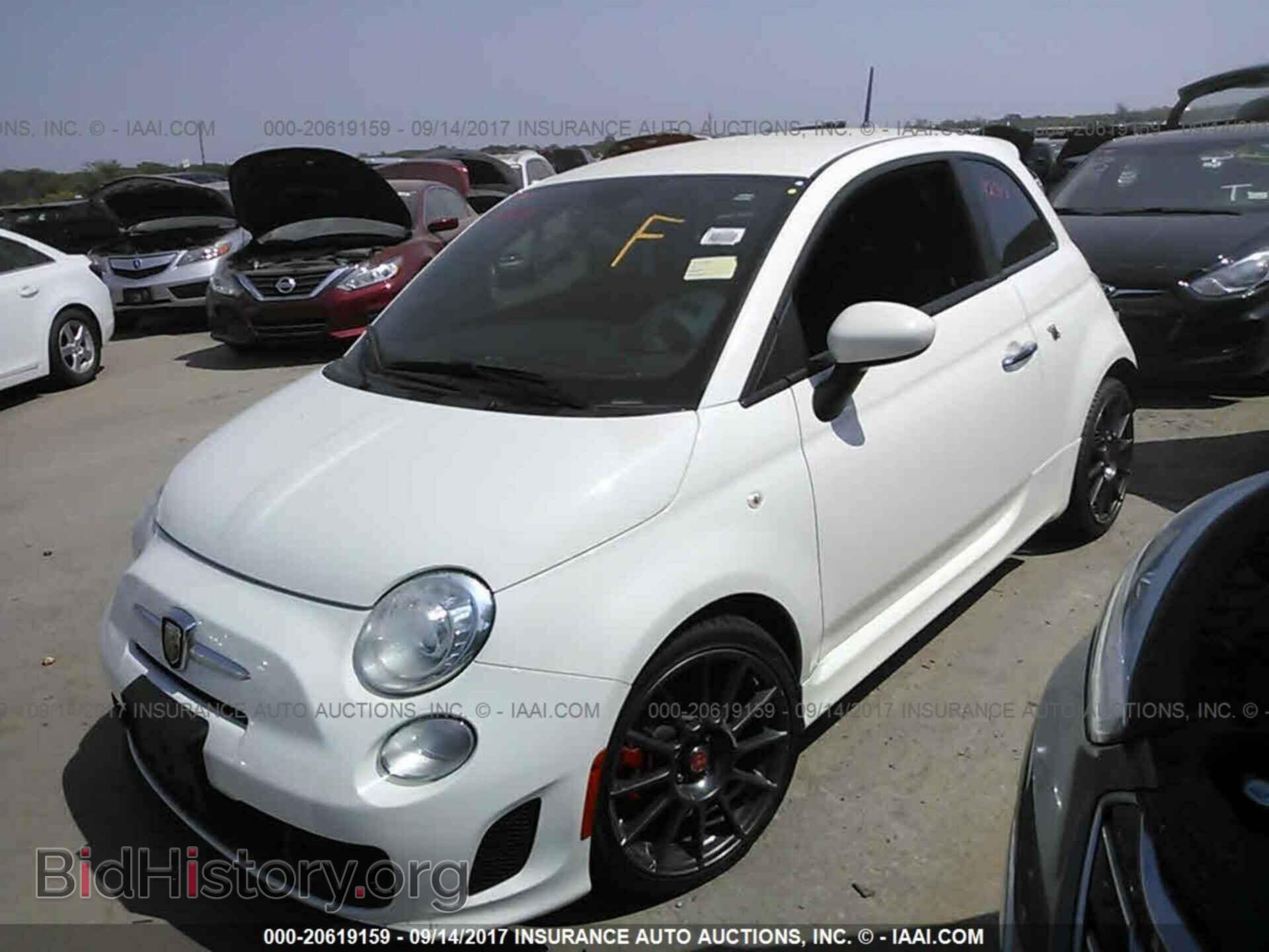 2015 Fiat 500 - VIN: 3C3CFFFH3FT556010 - Photo 2