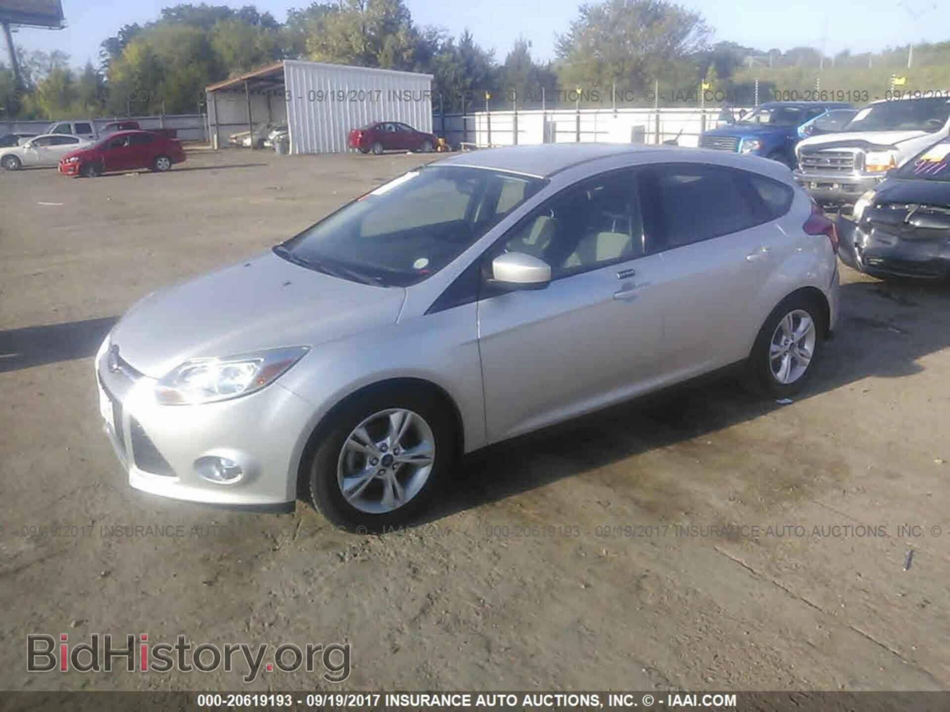 2012 Ford Focus - VIN: 1FAHP3K24CL250526 - Photo 2