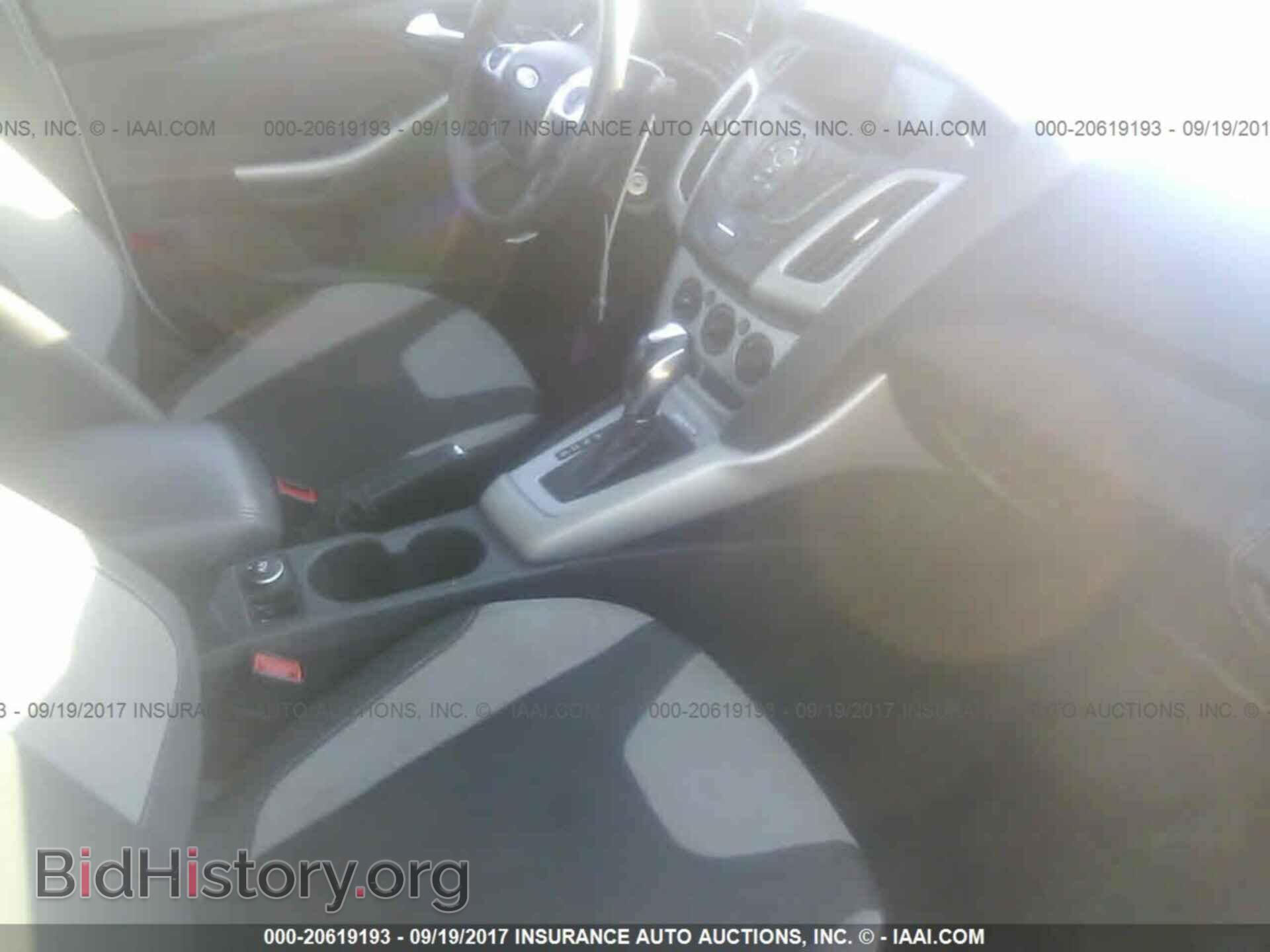 2012 Ford Focus - VIN: 1FAHP3K24CL250526 - Photo 5
