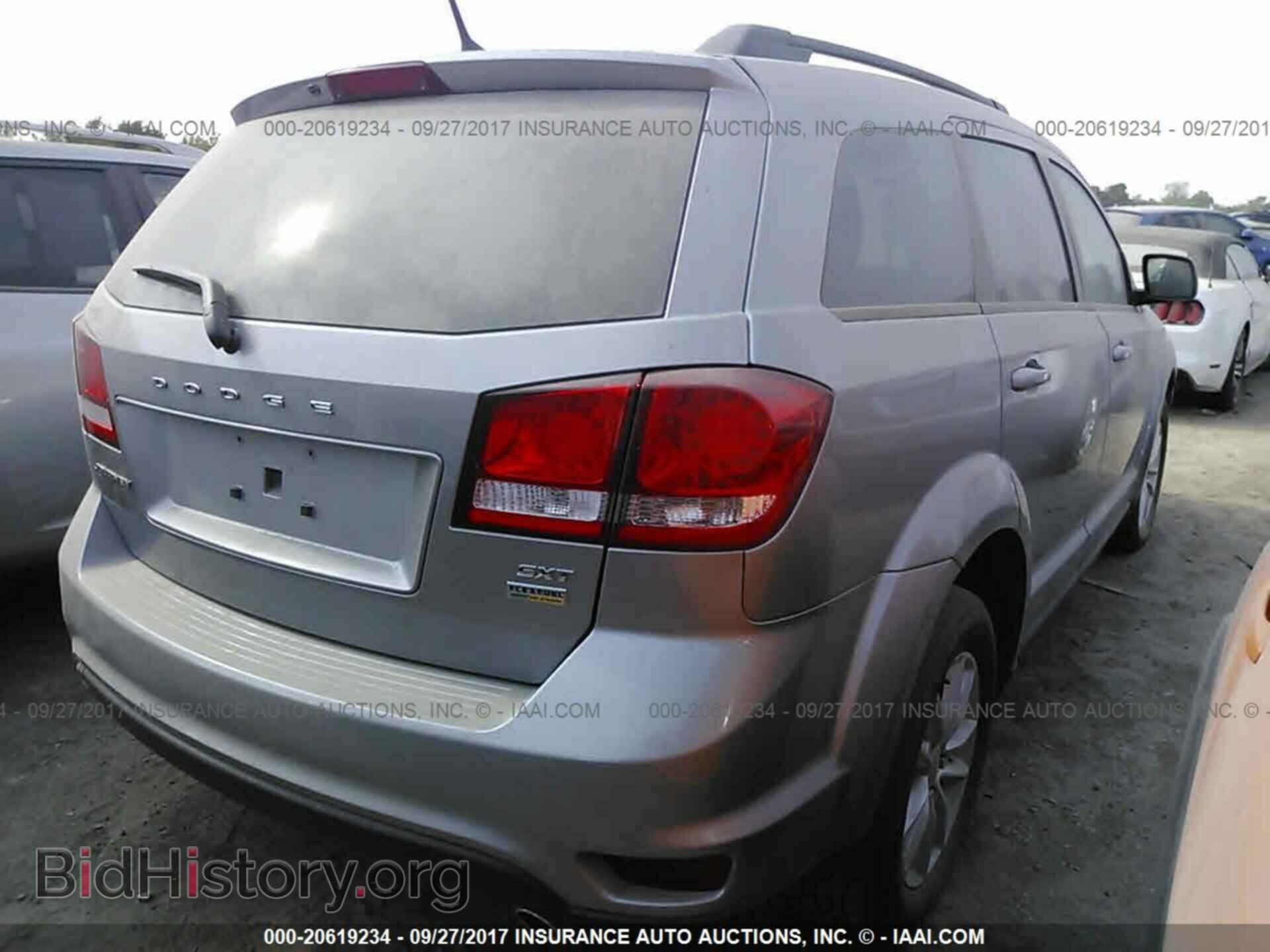 2017 Dodge Journey - VIN: 3C4PDCBG2HT509410 - Фото 4