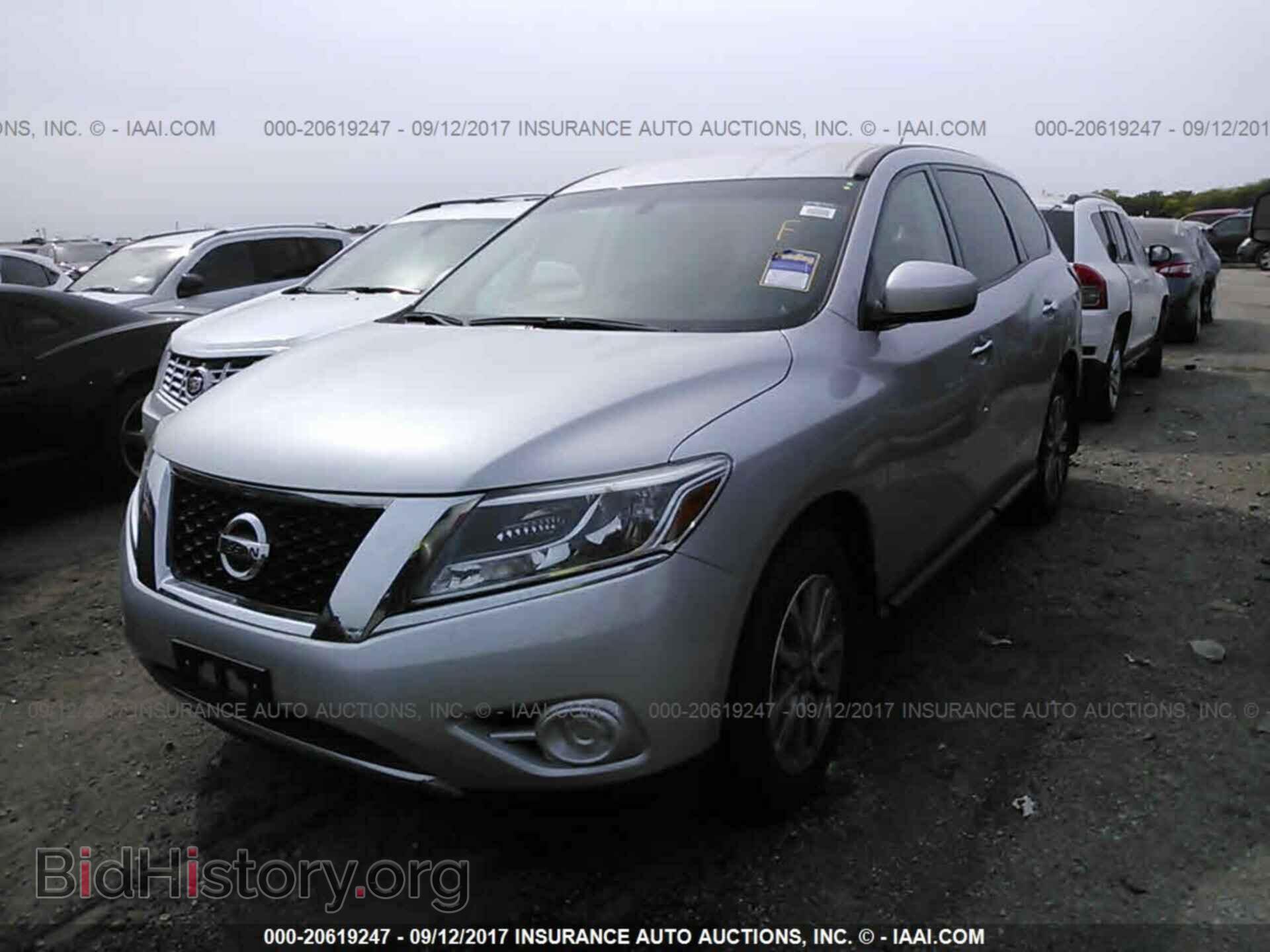 2014 Nissan Pathfinder - VIN: 5N1AR2MN1EC727113 - Фото 2