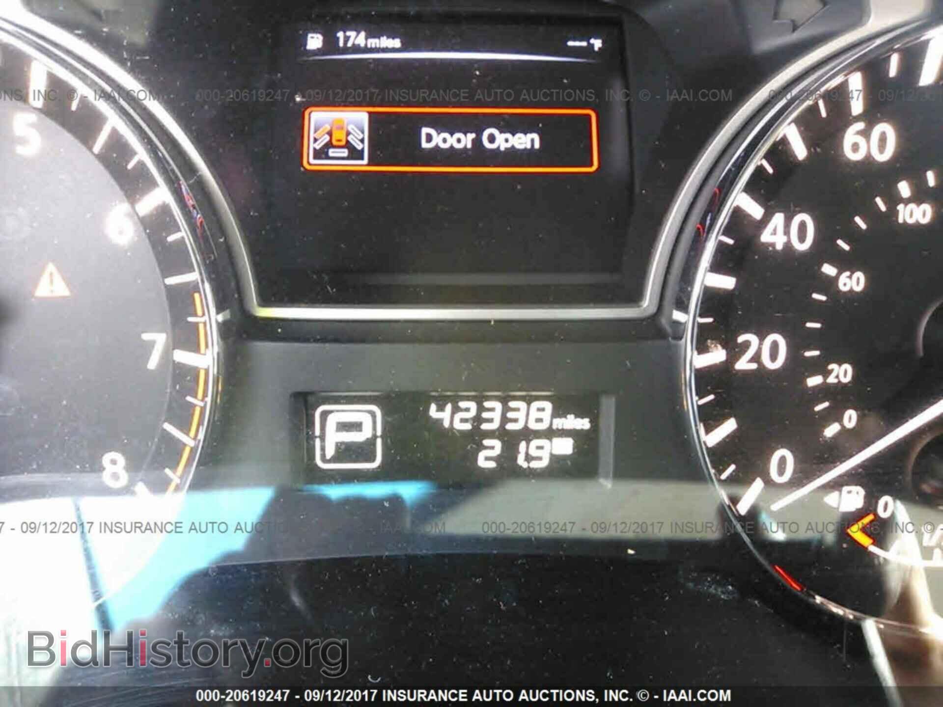 2014 Nissan Pathfinder - VIN: 5N1AR2MN1EC727113 - Фото 7