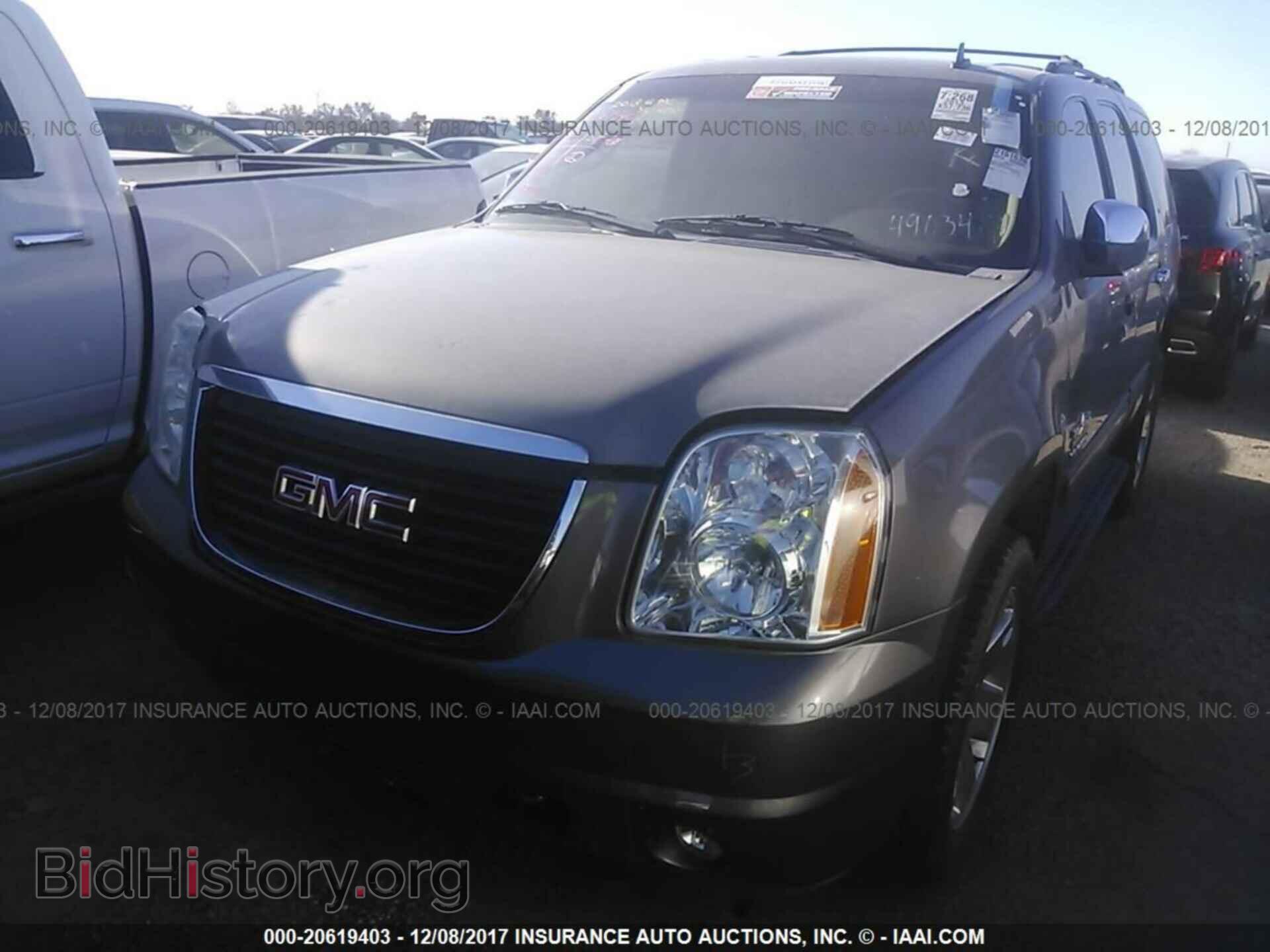 2013 Gmc Yukon - VIN: 1GKS1CE01DR368676 - Фото 2