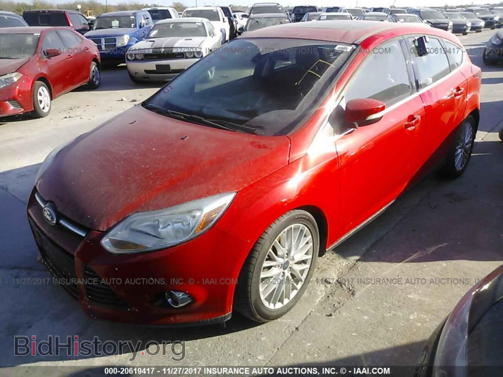 2012 Ford Focus - VIN: 1FAHP3M25CL239452 - Photo 2