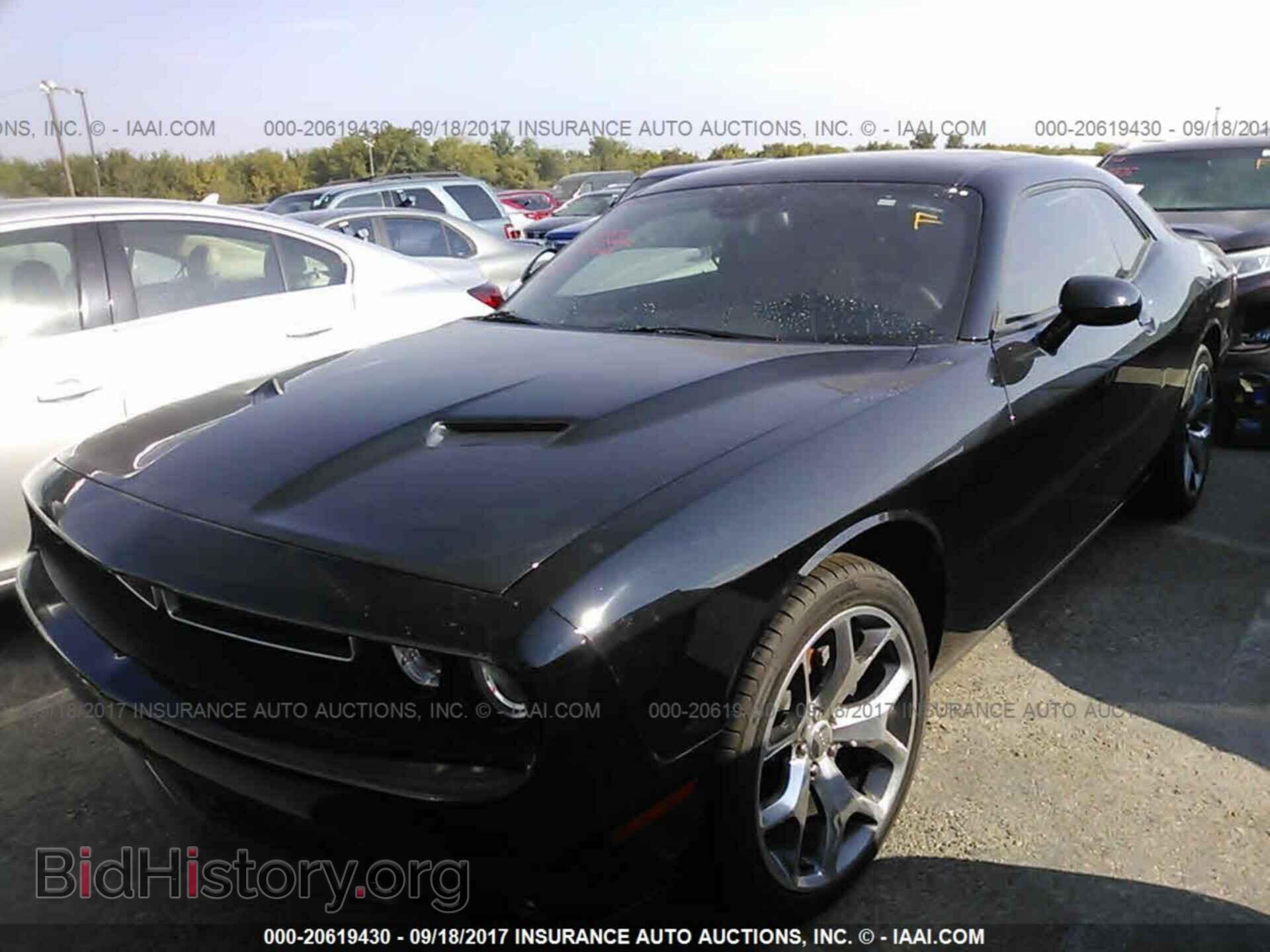 2016 Dodge Challenger - VIN: 2C3CDZAGXGH129343 - Фото 2