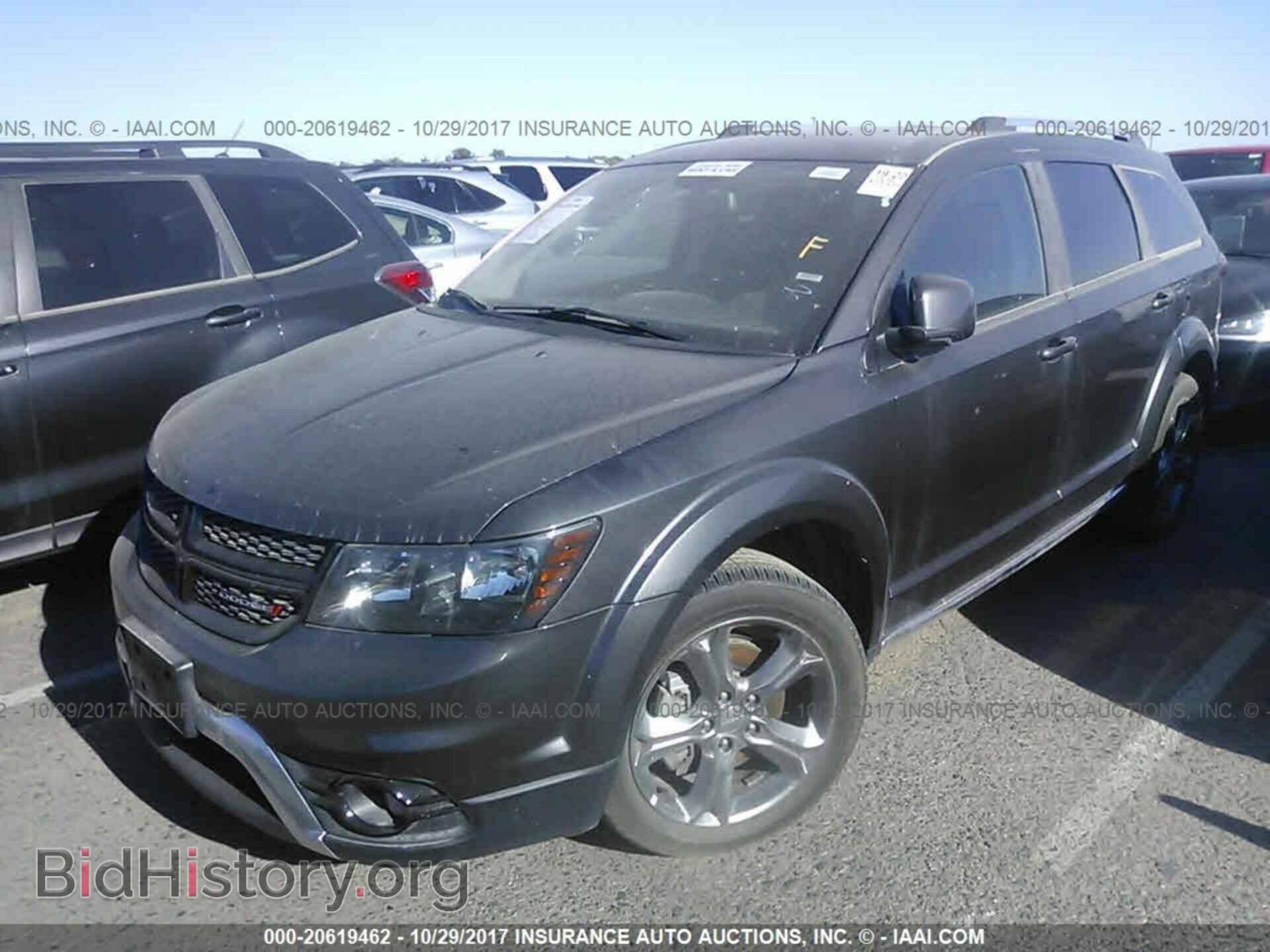 2016 Dodge Journey - VIN: 3C4PDCGG0GT211543 - Photo 2
