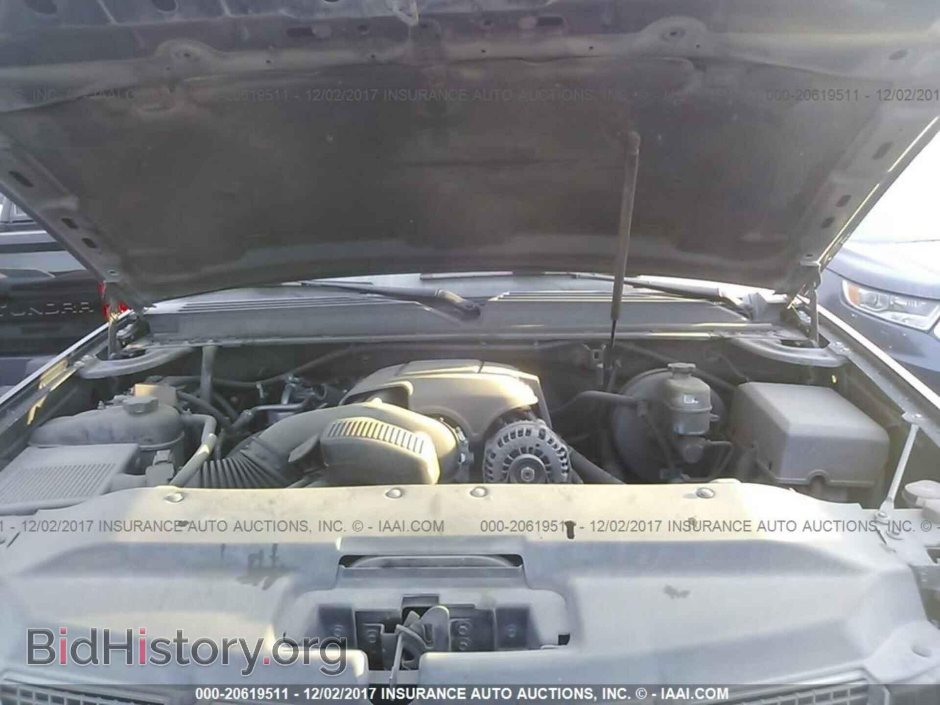 2011 Cadillac Escalade - VIN: 1GYS3AEF2BR323977 - Фото 10