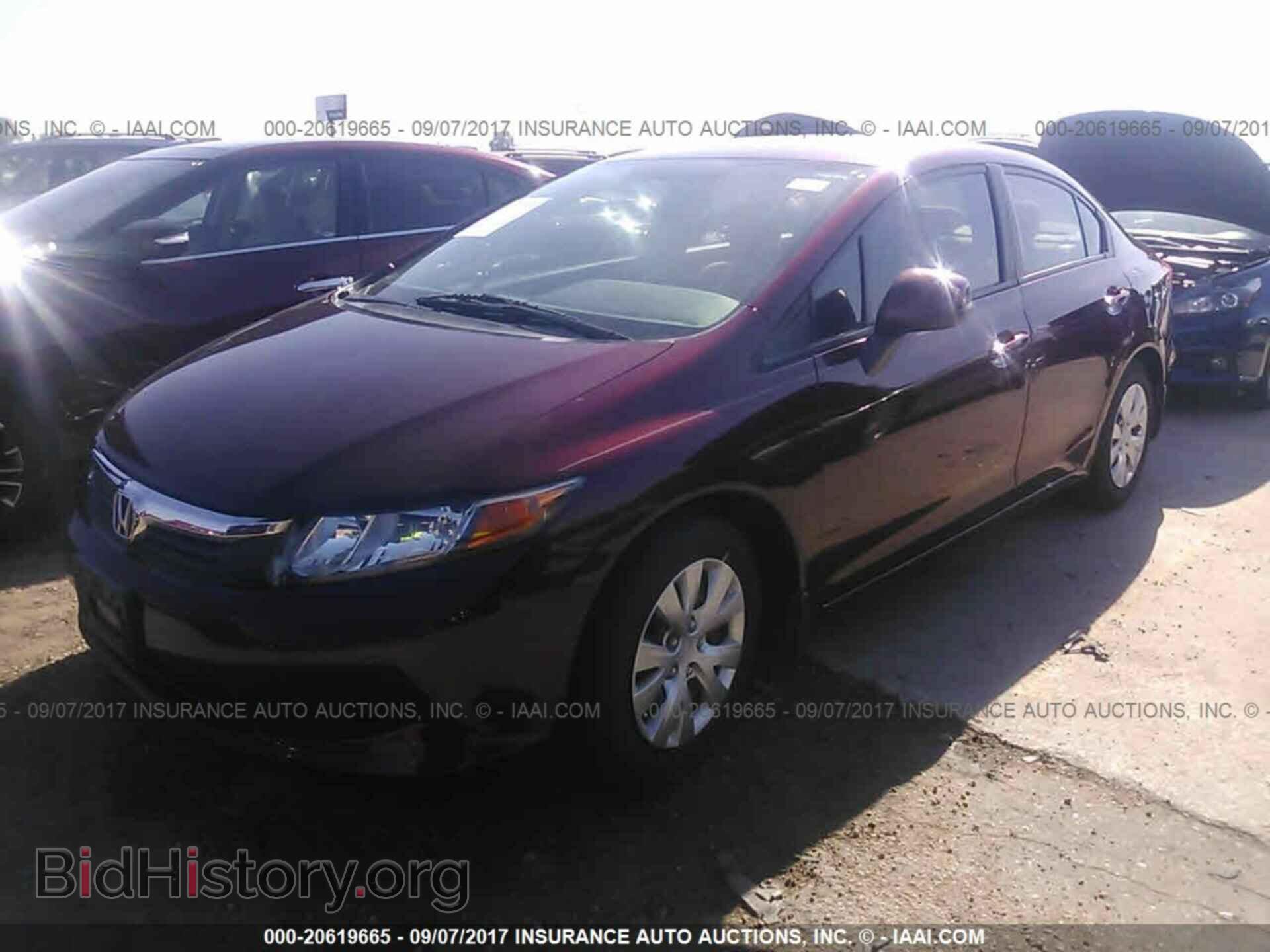 2012 Honda Civic - VIN: 2HGFB2F56CH575174 - Photo 2