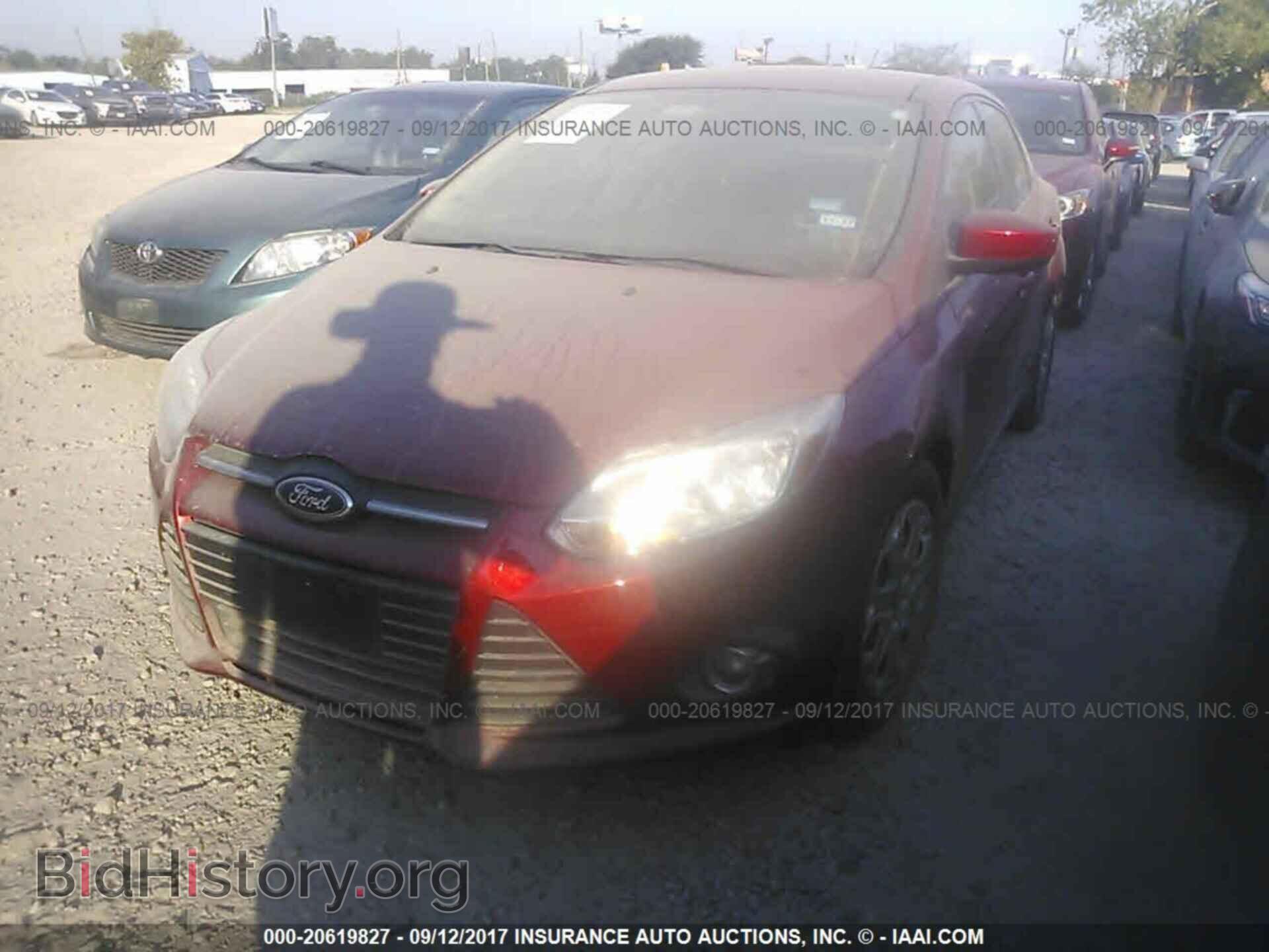 2012 Ford Focus - VIN: 1FAHP3F26CL435185 - Photo 2