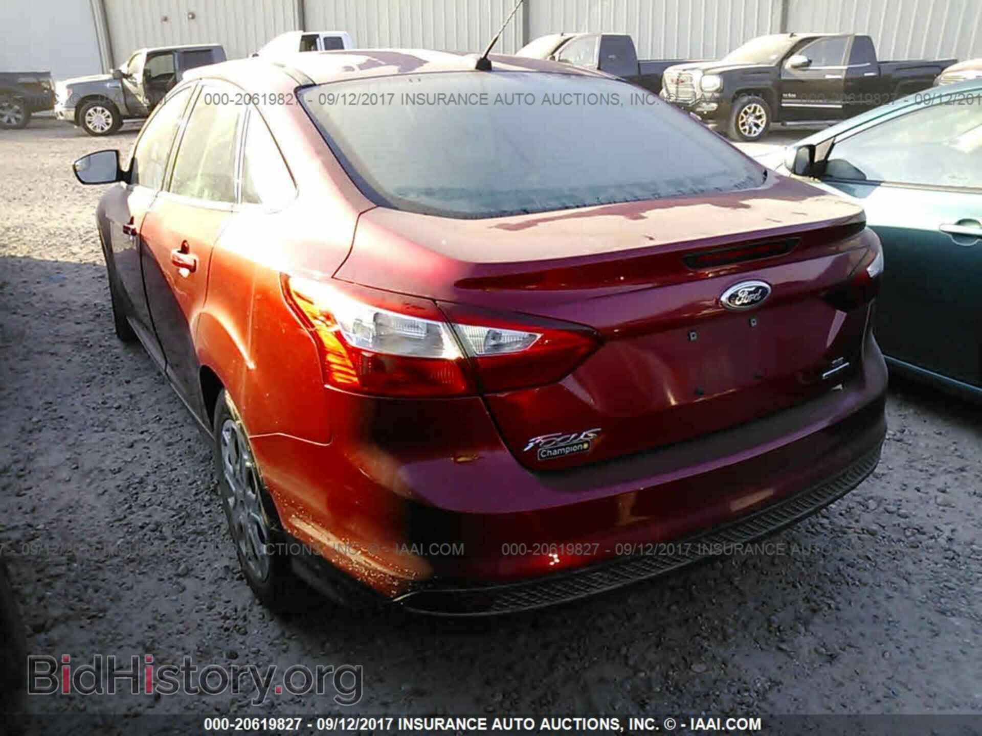 2012 Ford Focus - VIN: 1FAHP3F26CL435185 - Photo 3