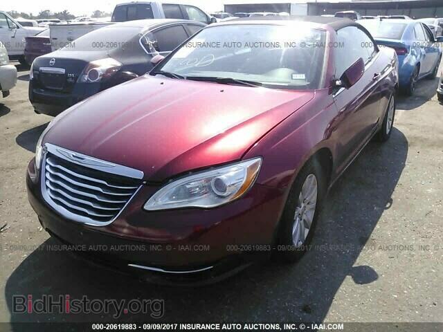 2013 Chrysler 200 - VIN: 1C3BCBEB4DN724518 - Фото 2