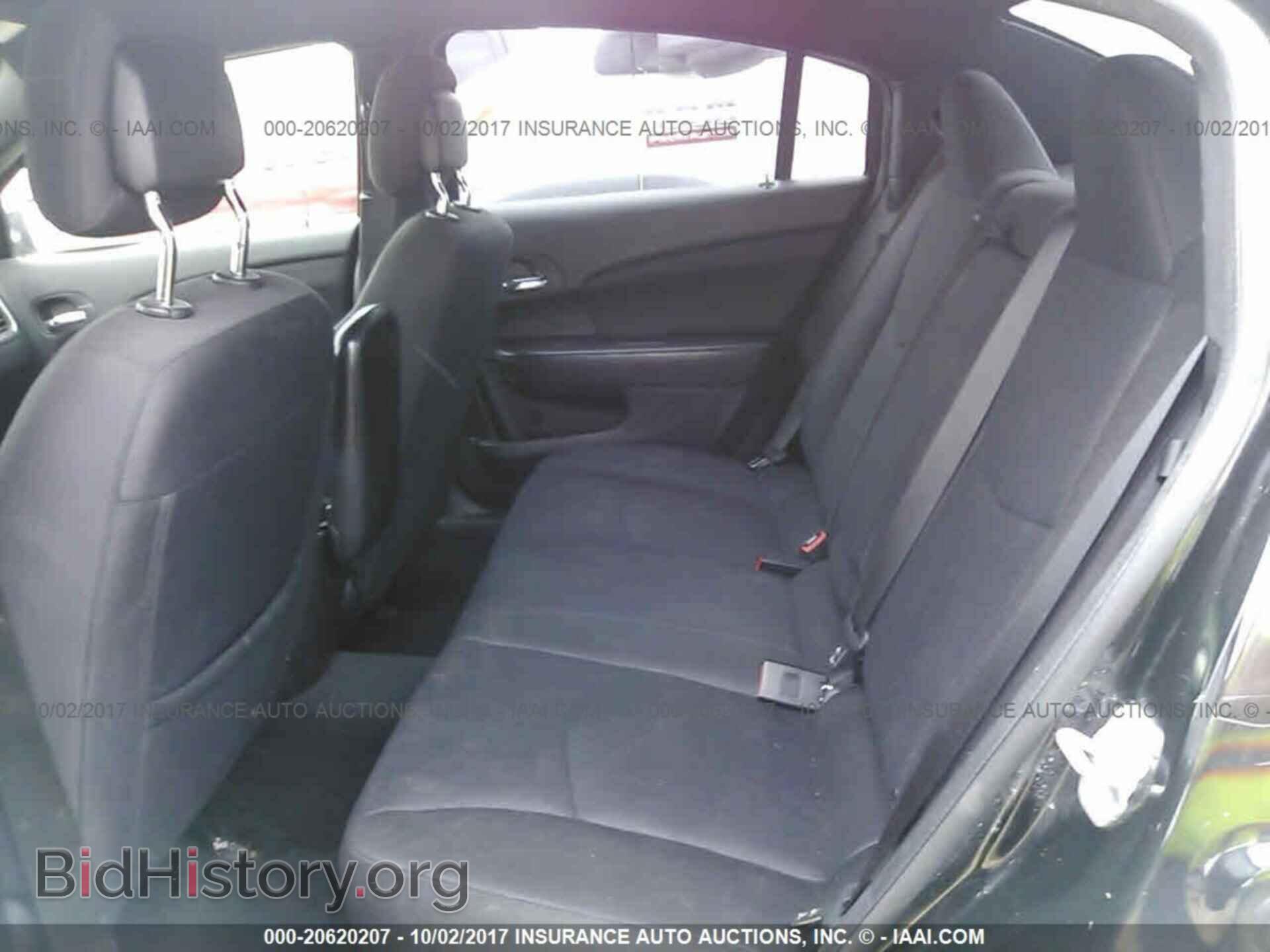 2014 Chrysler 200 - VIN: 1C3CCBBB4EN136824 - Photo 8