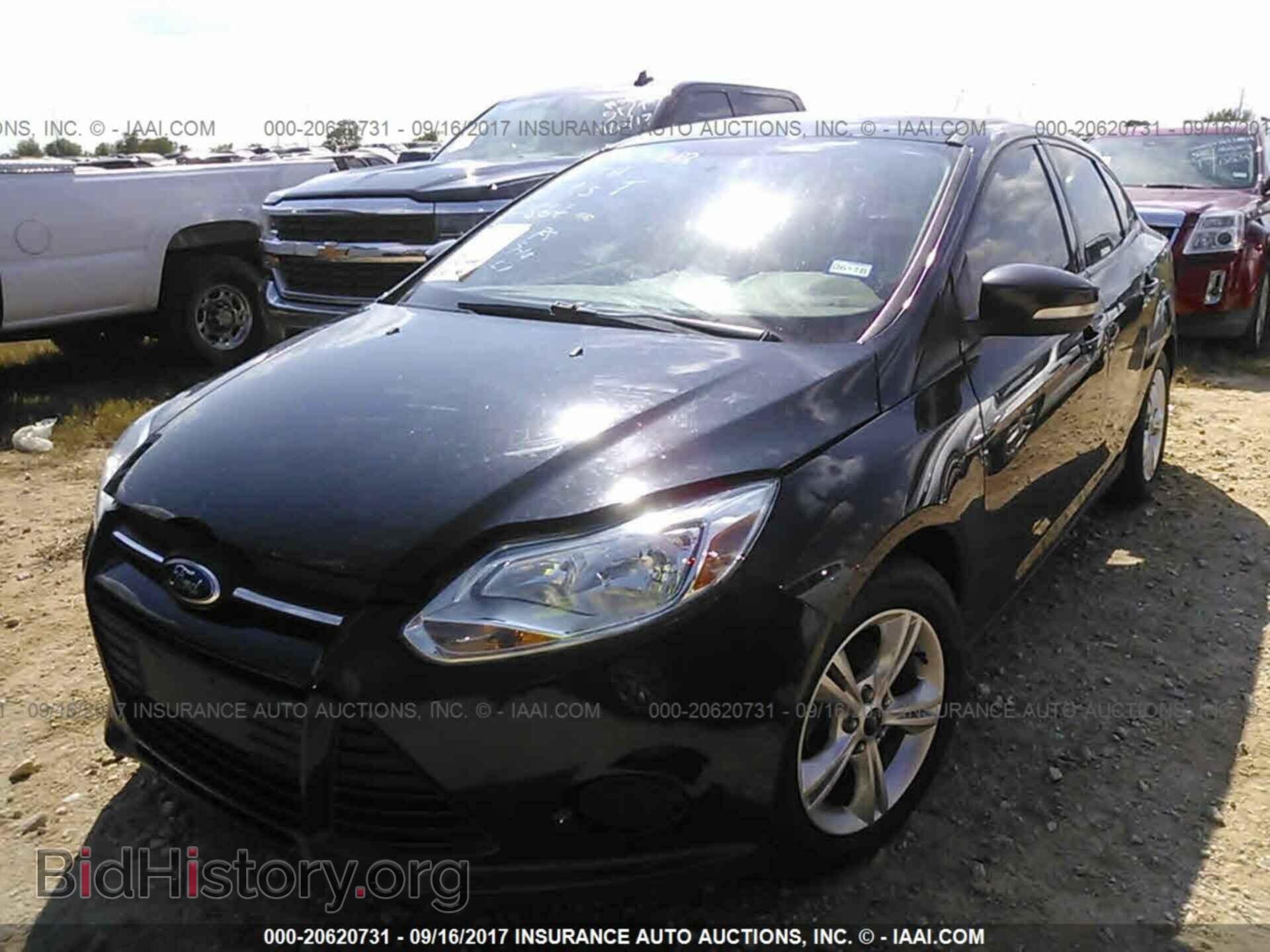 2013 Ford Focus - VIN: 1FADP3F26DL361864 - Photo 2