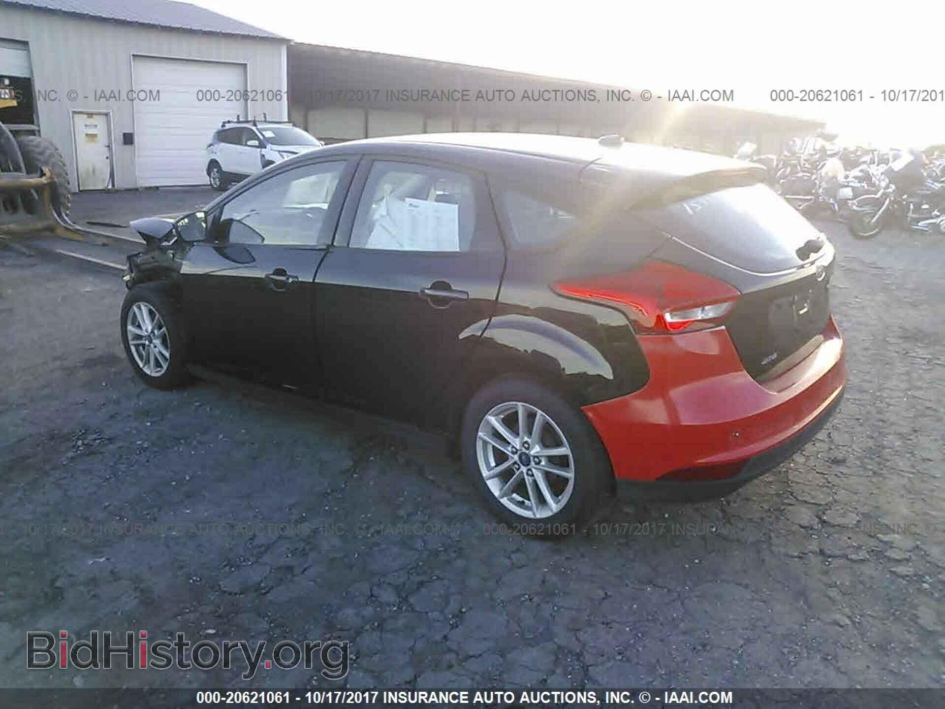 2015 Ford Focus - VIN: 1FADP3K29FL276980 - Photo 3