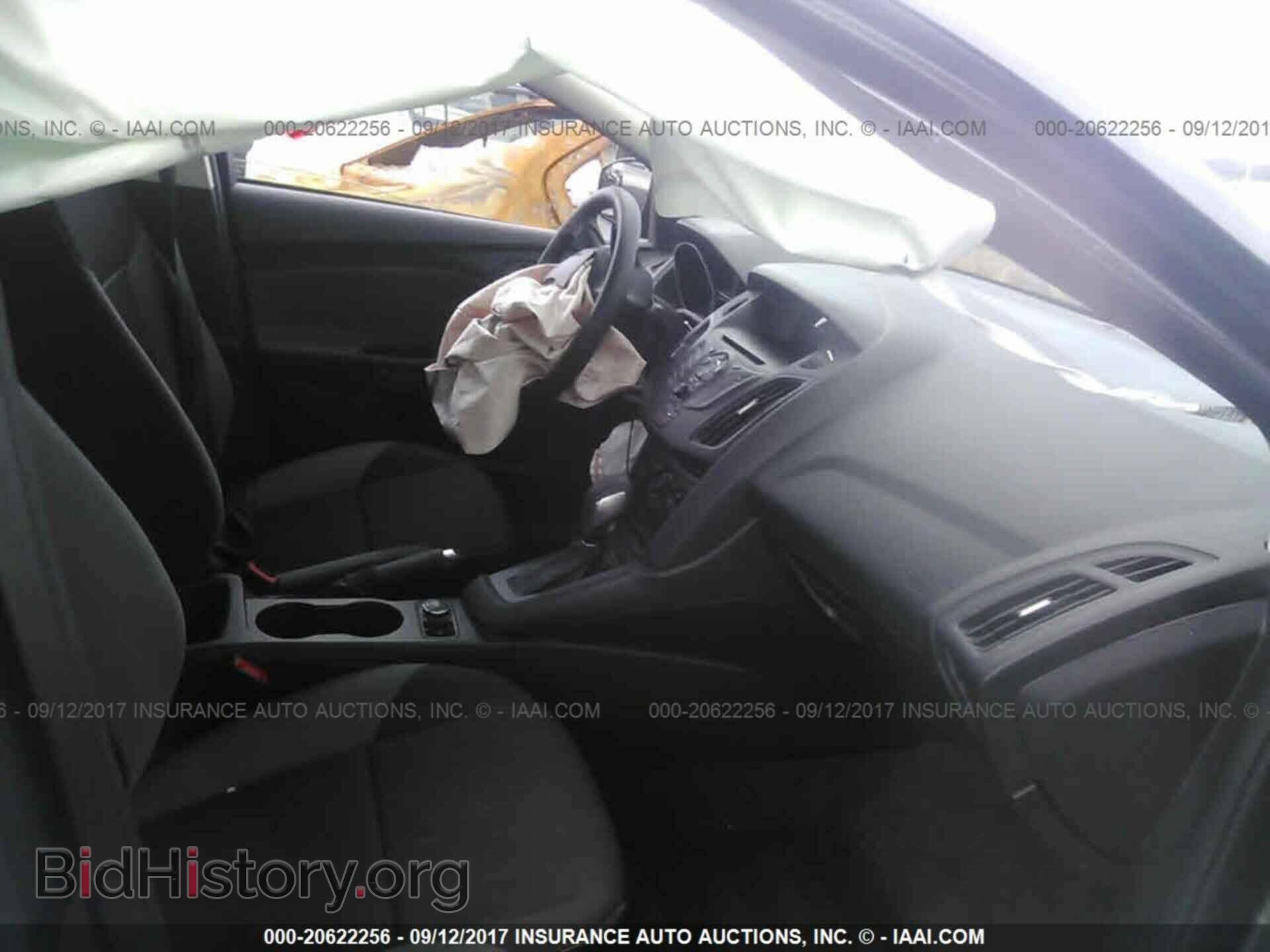 2014 Ford Focus - VIN: 1FADP3E2XEL370988 - Photo 5