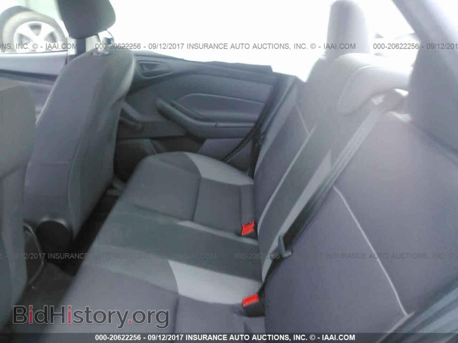 2014 Ford Focus - VIN: 1FADP3E2XEL370988 - Photo 8